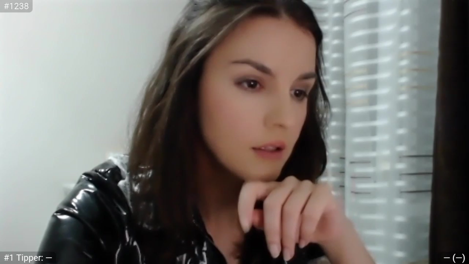 Gallery image thumbnail from ChantillyCake's myfreecams stream on, 08/06/2023, 21:59 image 1 of 20