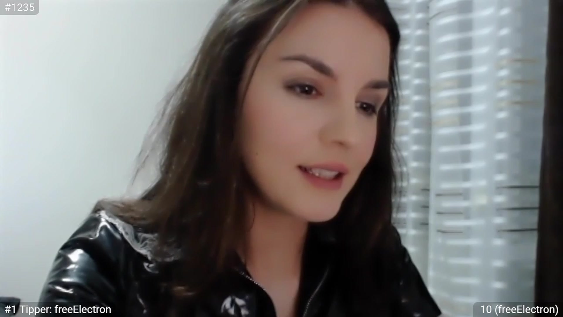 Gallery image thumbnail from ChantillyCake's myfreecams stream on, 08/06/2023, 21:59 image 14 of 20