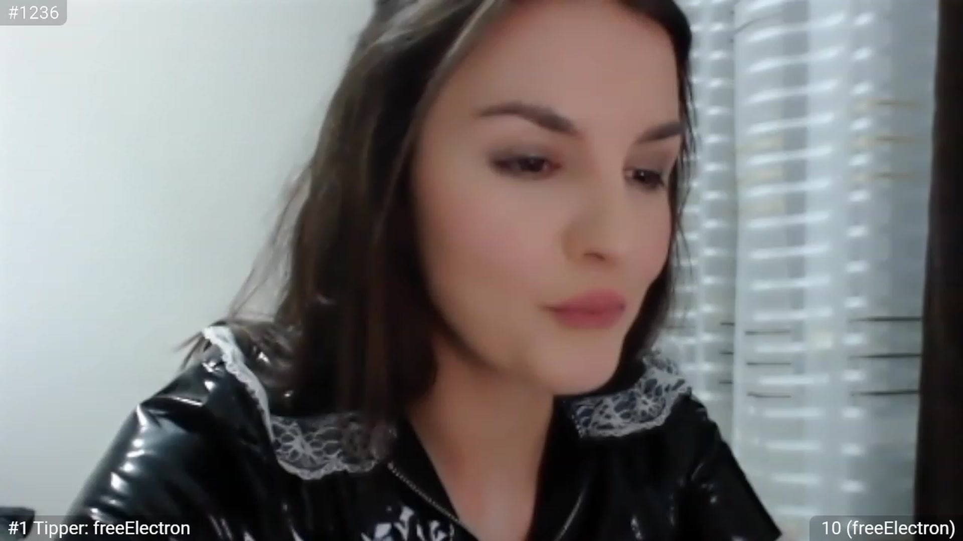 Gallery image thumbnail from ChantillyCake's myfreecams stream on, 08/06/2023, 21:59 image 16 of 20