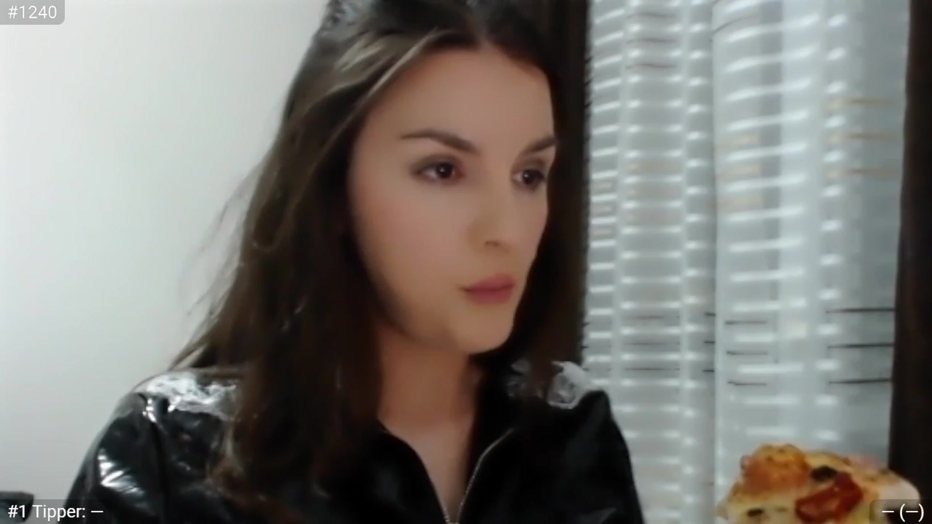 Gallery image thumbnail from ChantillyCake's myfreecams stream on, 08/06/2023, 21:59 image 5 of 20