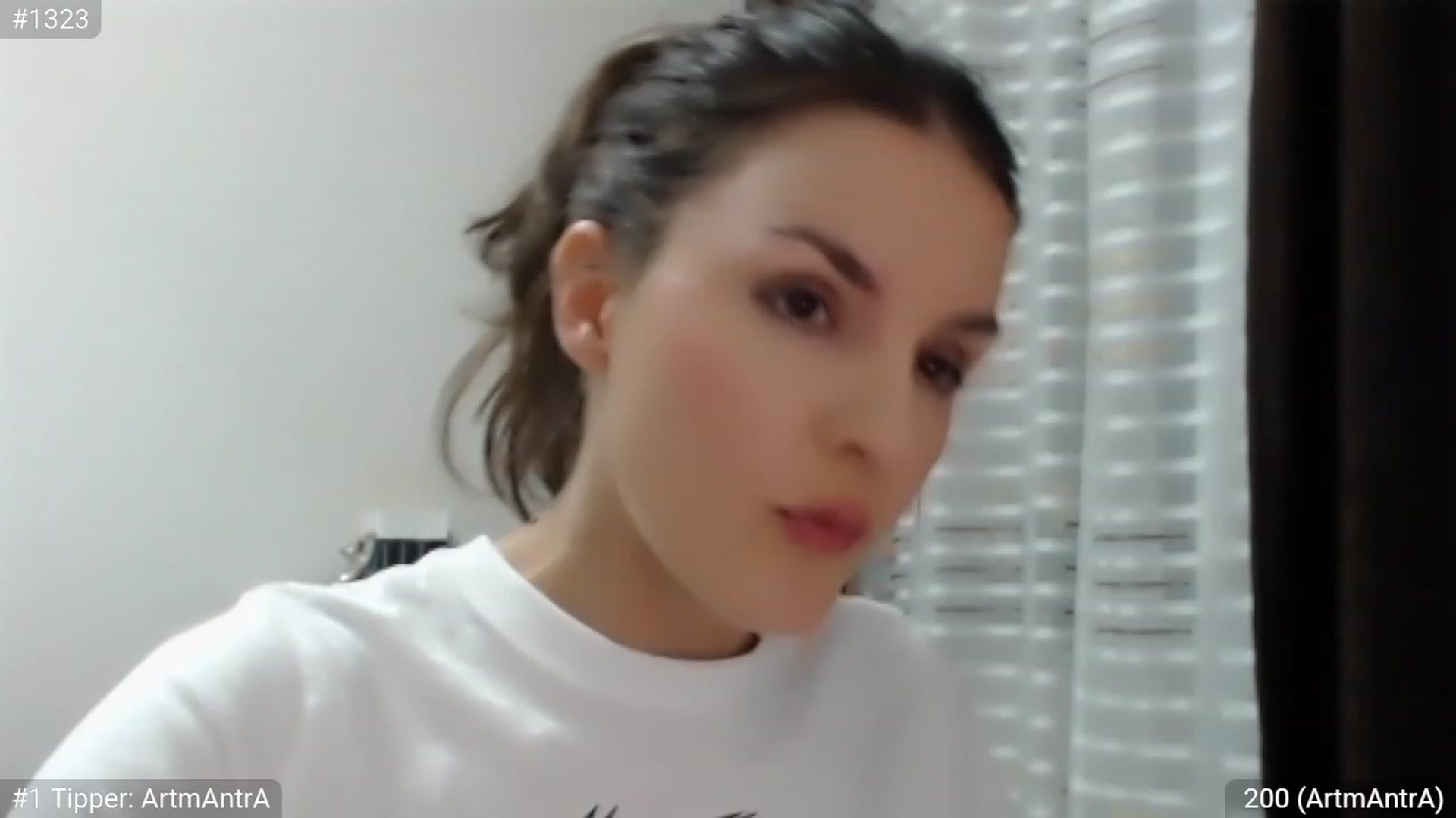 Gallery image thumbnail from ChantillyCake's myfreecams stream on, 08/12/2023, 22:46 image 18 of 20