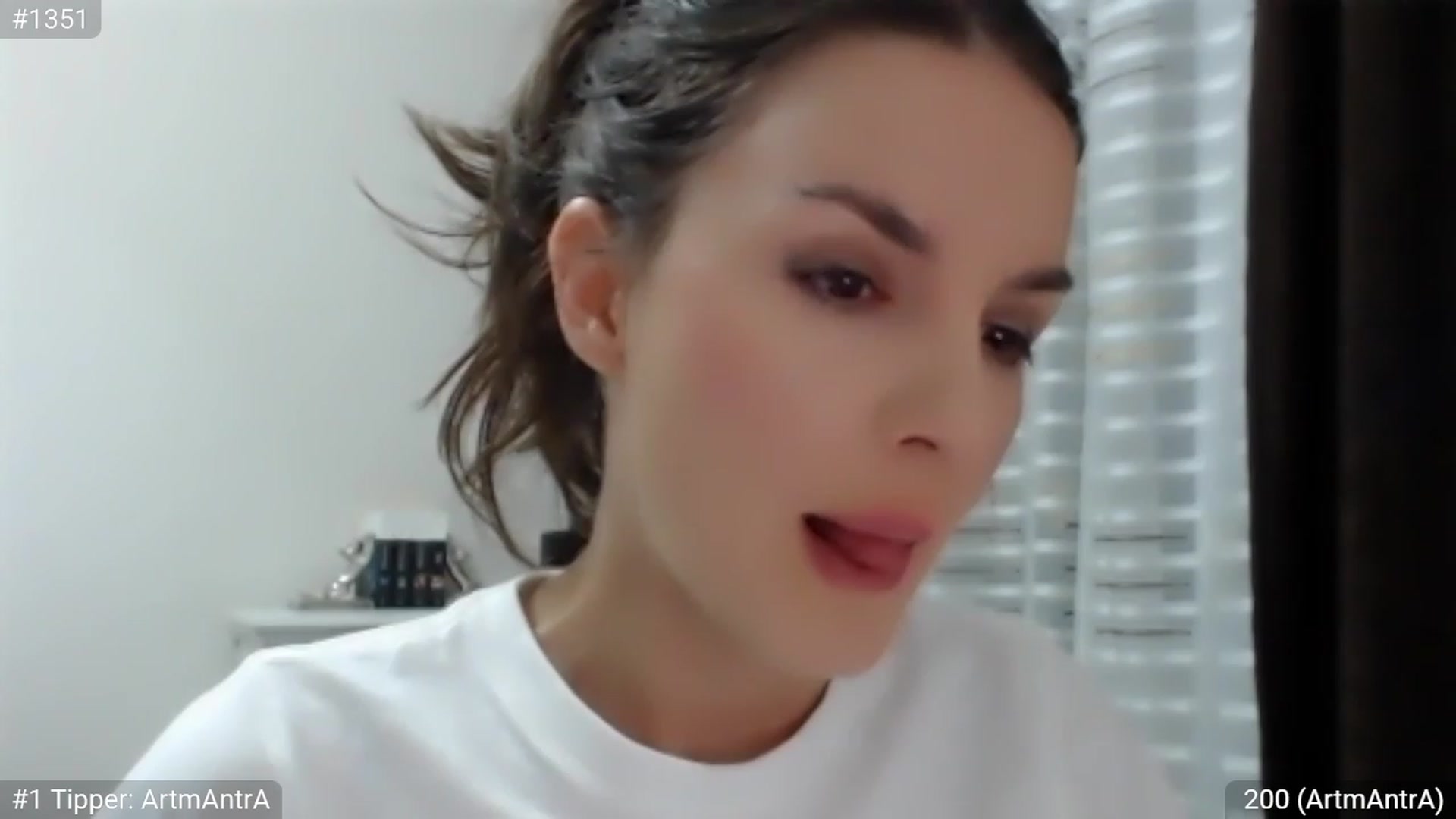Gallery image thumbnail from ChantillyCake's myfreecams stream on, 08/12/2023, 22:46 image 4 of 20