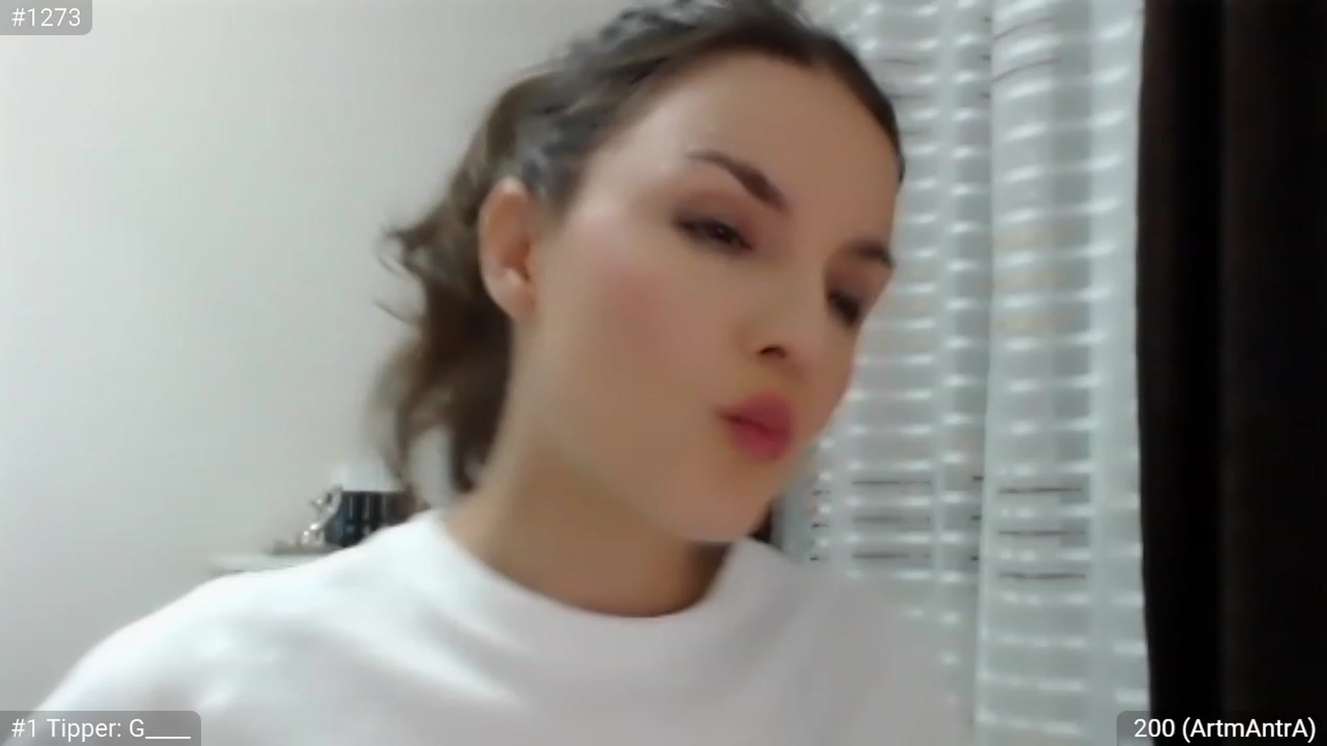 Gallery image thumbnail from ChantillyCake's myfreecams stream on, 08/12/2023, 23:53 image 1 of 20