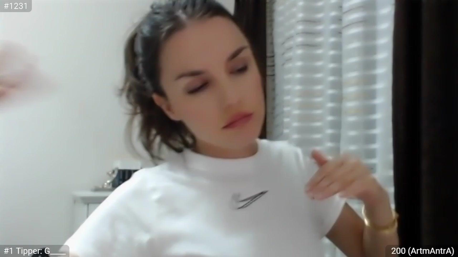 Gallery image thumbnail from ChantillyCake's myfreecams stream on, 08/12/2023, 23:53 image 11 of 20