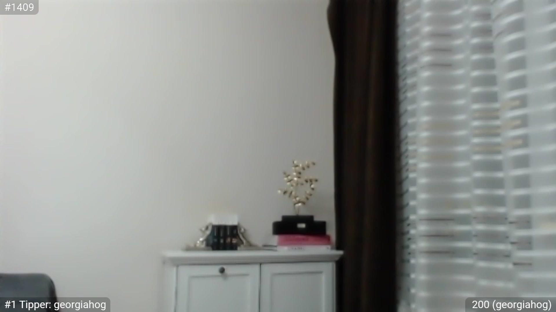 Gallery image thumbnail from ChantillyCake's myfreecams stream on, 08/17/2023, 22:54 image 11 of 20