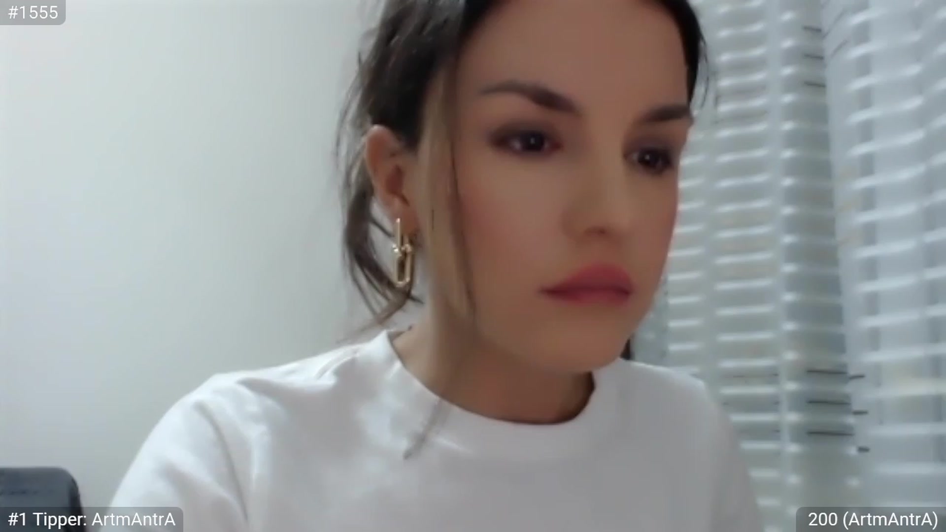 Gallery image thumbnail from ChantillyCake's myfreecams stream on, 08/19/2023, 23:57 image 1 of 20