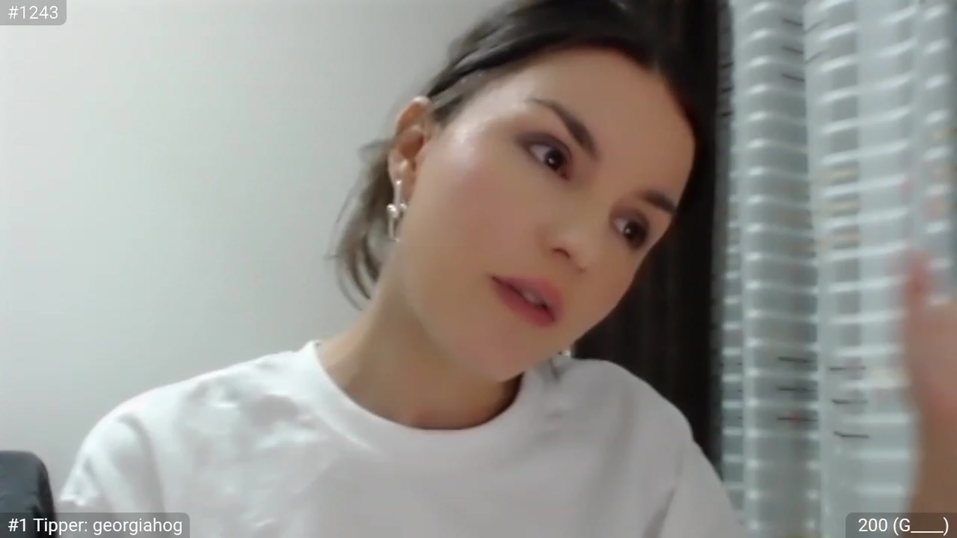 Gallery image thumbnail from ChantillyCake's myfreecams stream on, 08/20/2023, 23:23 image 15 of 20