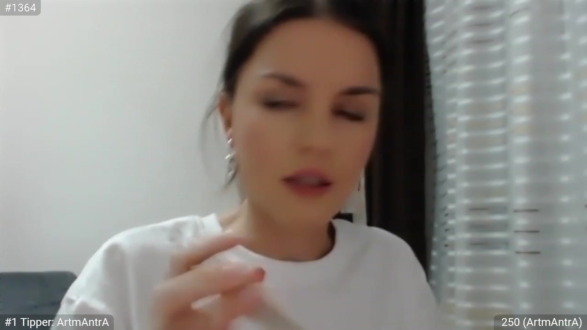 Gallery image thumbnail from ChantillyCake's myfreecams stream on, 08/31/2023, 23:40 image 5 of 20
