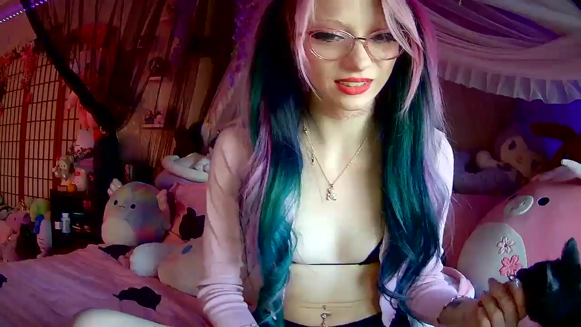Gallery image thumbnail from ChaosPixie69's myfreecams stream on, 07/26/2025, 02:19 image 4 of 20
