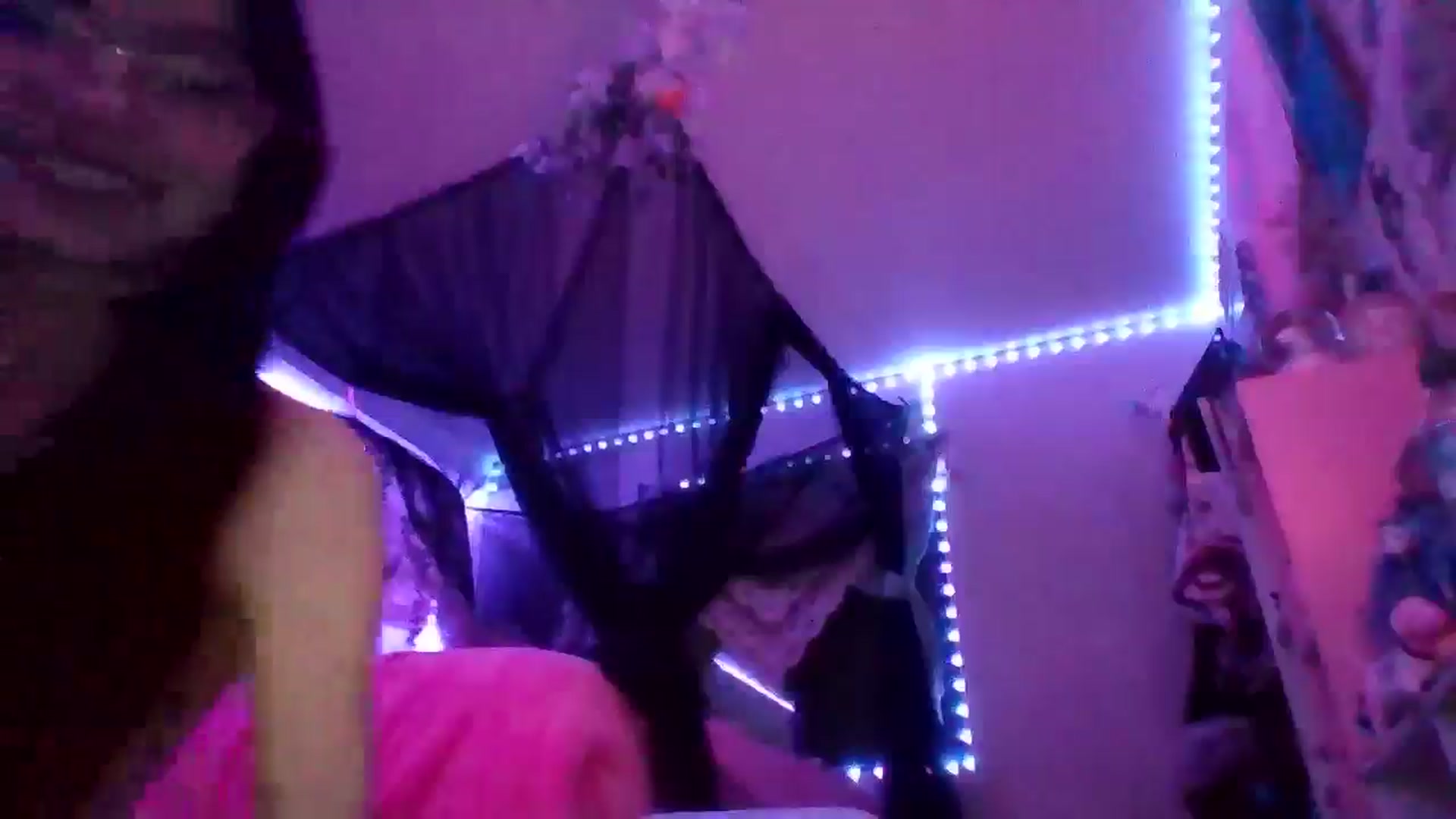 Gallery image thumbnail from ChaosPixie69's myfreecams stream on, 02/25/2026, 11:53 image 11 of 20
