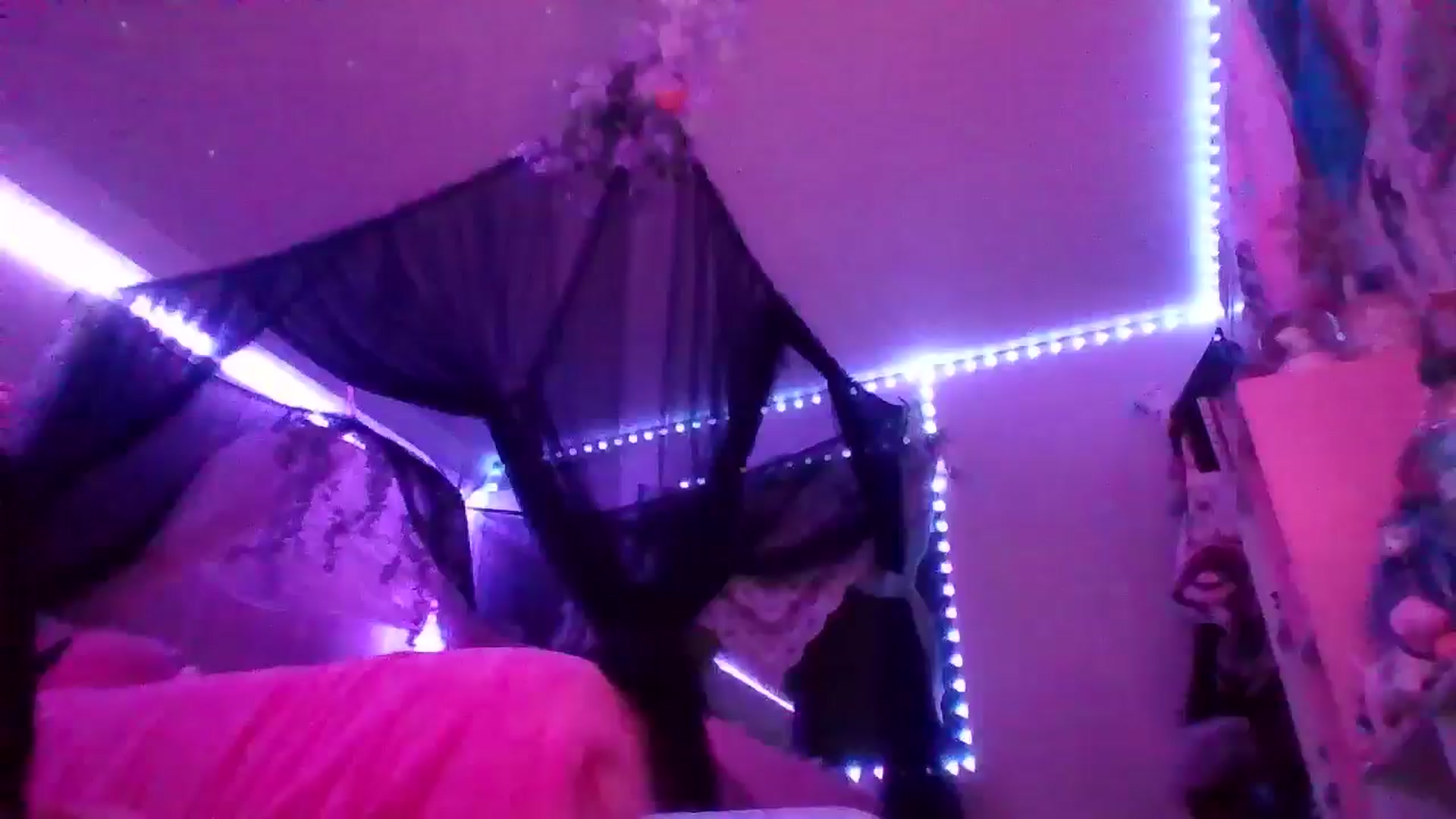 Gallery image thumbnail from ChaosPixie69's myfreecams stream on, 02/25/2026, 11:53 image 2 of 20