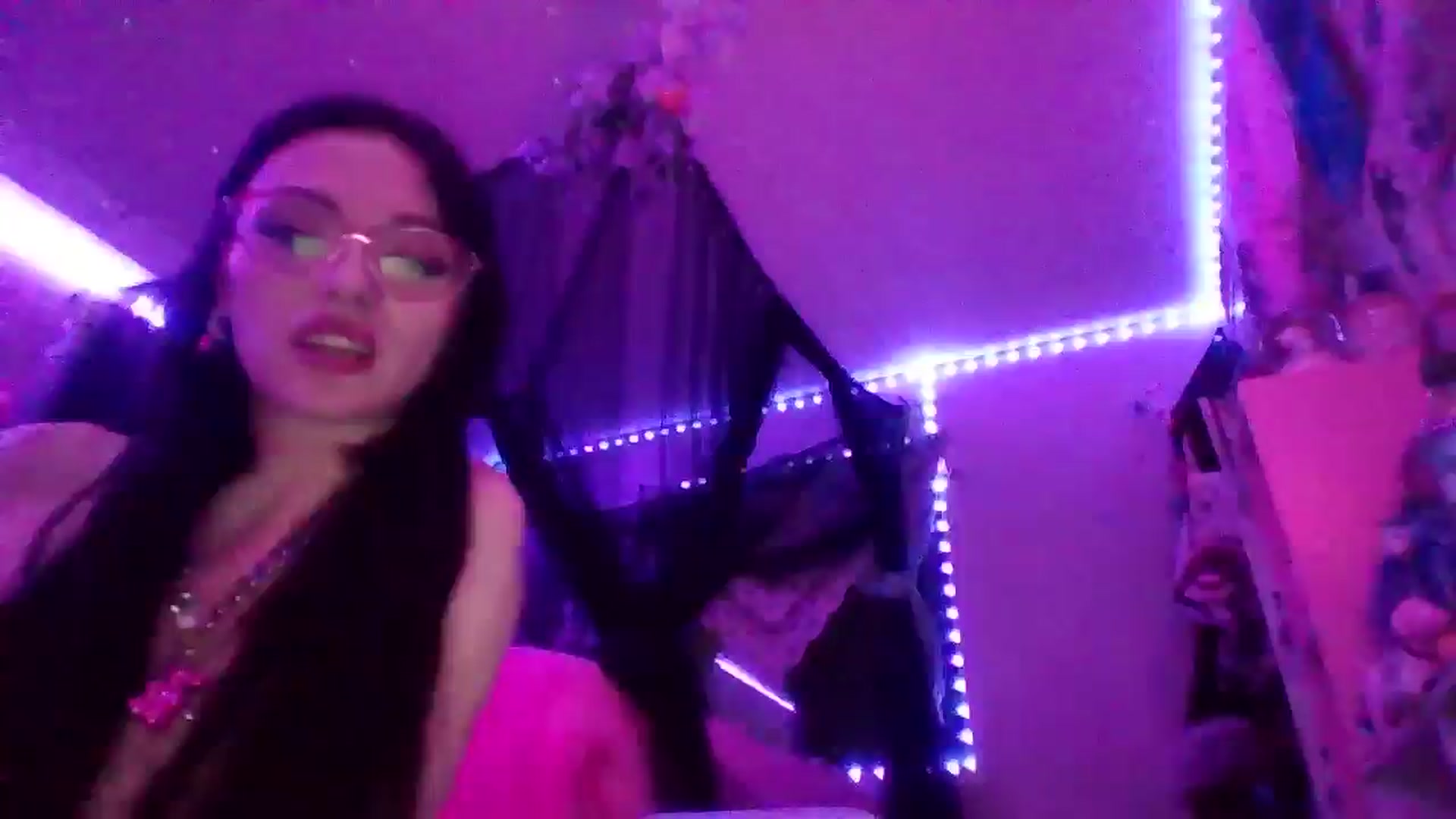 Gallery image thumbnail from ChaosPixie69's myfreecams stream on, 02/25/2026, 11:53 image 17 of 20