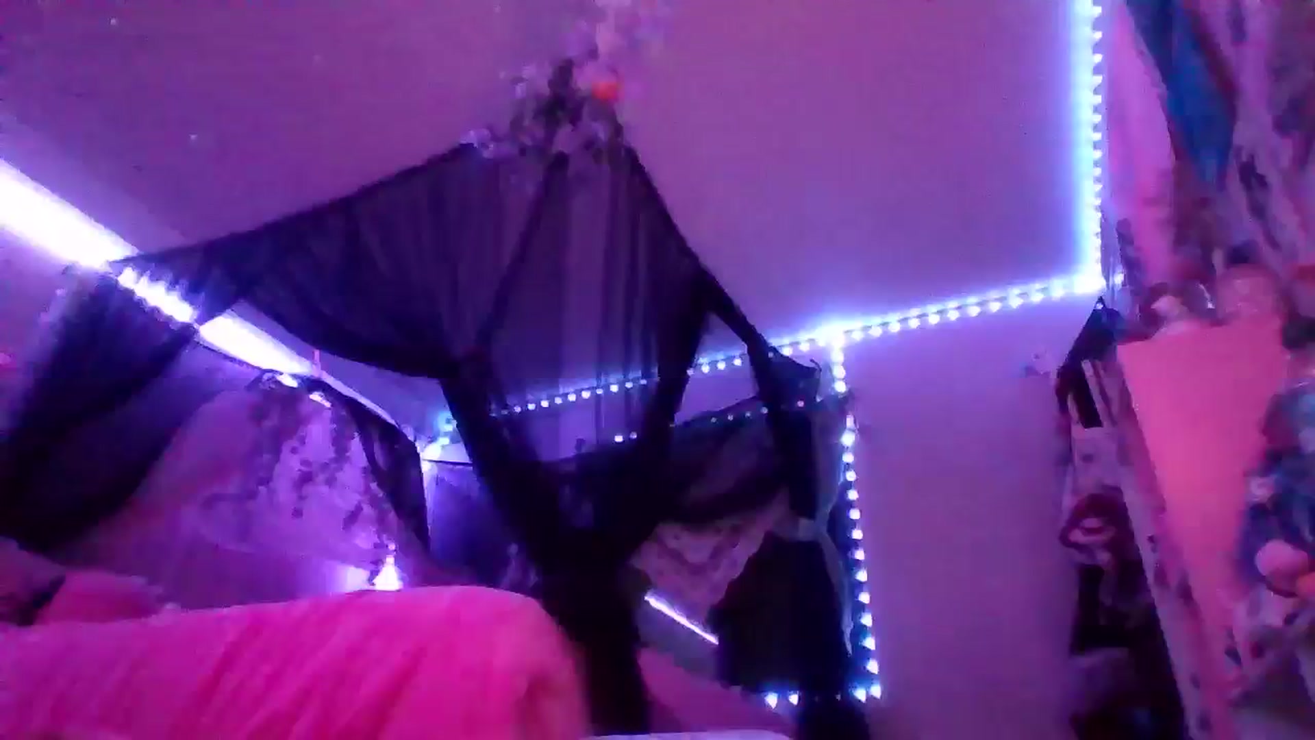 Gallery image thumbnail from ChaosPixie69's myfreecams stream on, 02/25/2026, 11:53 image 15 of 20