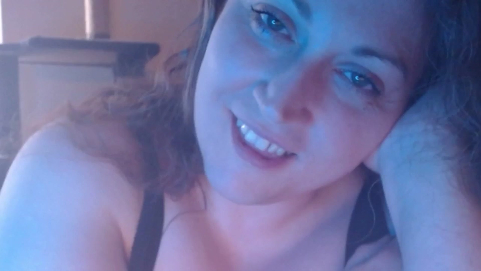 Gallery image thumbnail from ChaoticSiren_'s myfreecams stream on, 07/22/2025, 17:15 image 17 of 20