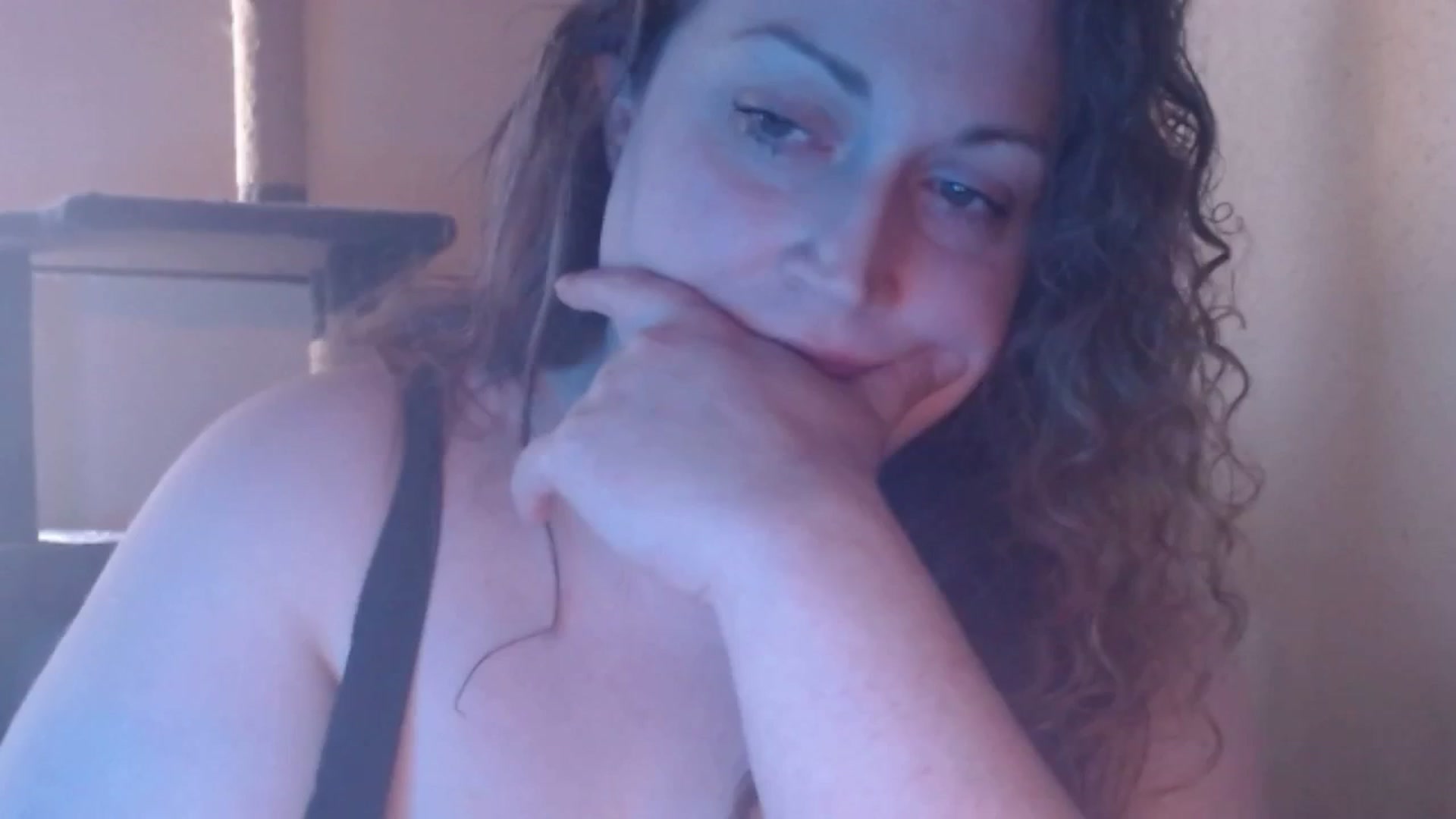 Gallery image thumbnail from ChaoticSiren_'s myfreecams stream on, 07/22/2025, 17:15 image 14 of 20