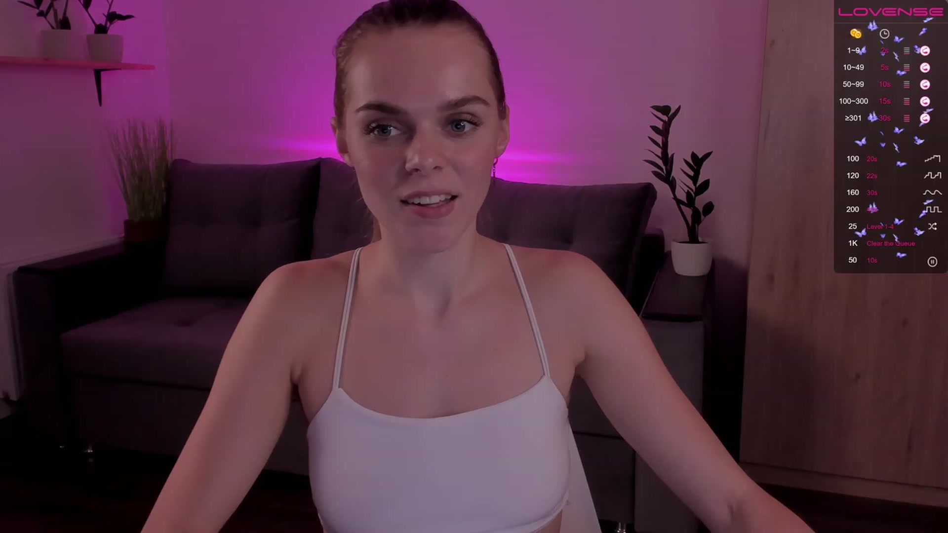 Gallery image thumbnail from CharliXSweet's myfreecams stream on, 11/22/2022, 19:48 image 1 of 20