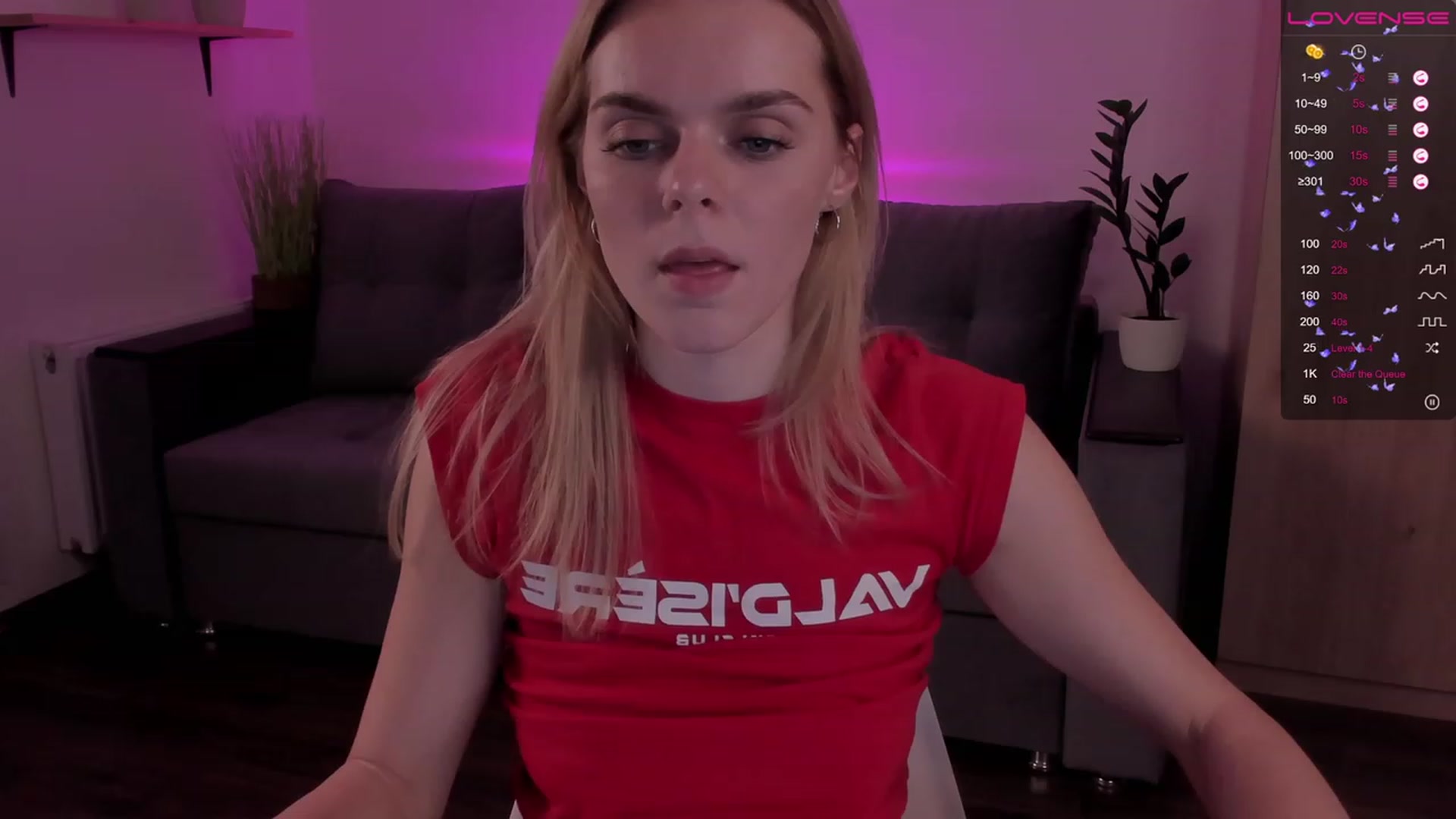 Gallery image thumbnail from CharliXSweet's myfreecams stream on, 11/25/2022, 19:58 image 11 of 20