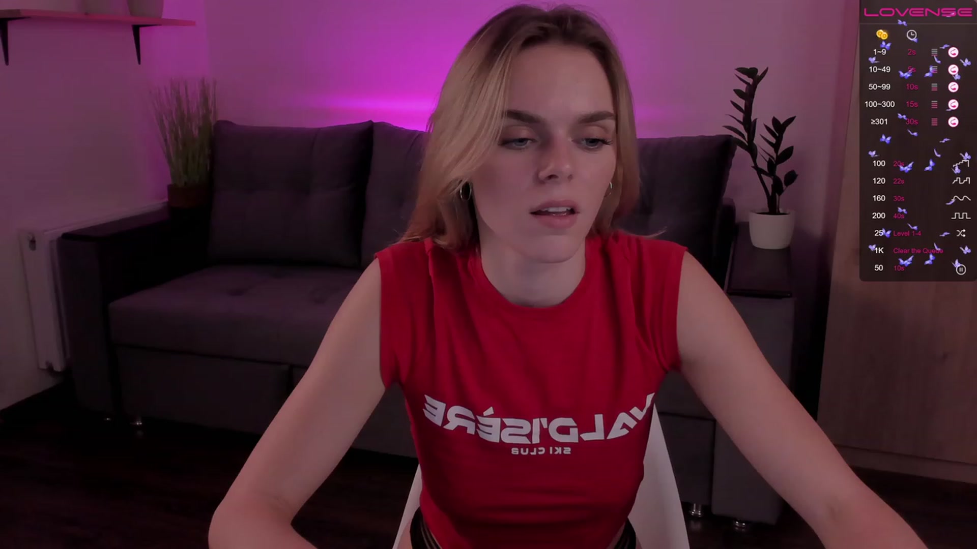 Gallery image thumbnail from CharliXSweet's myfreecams stream on, 11/25/2022, 19:58 image 19 of 20
