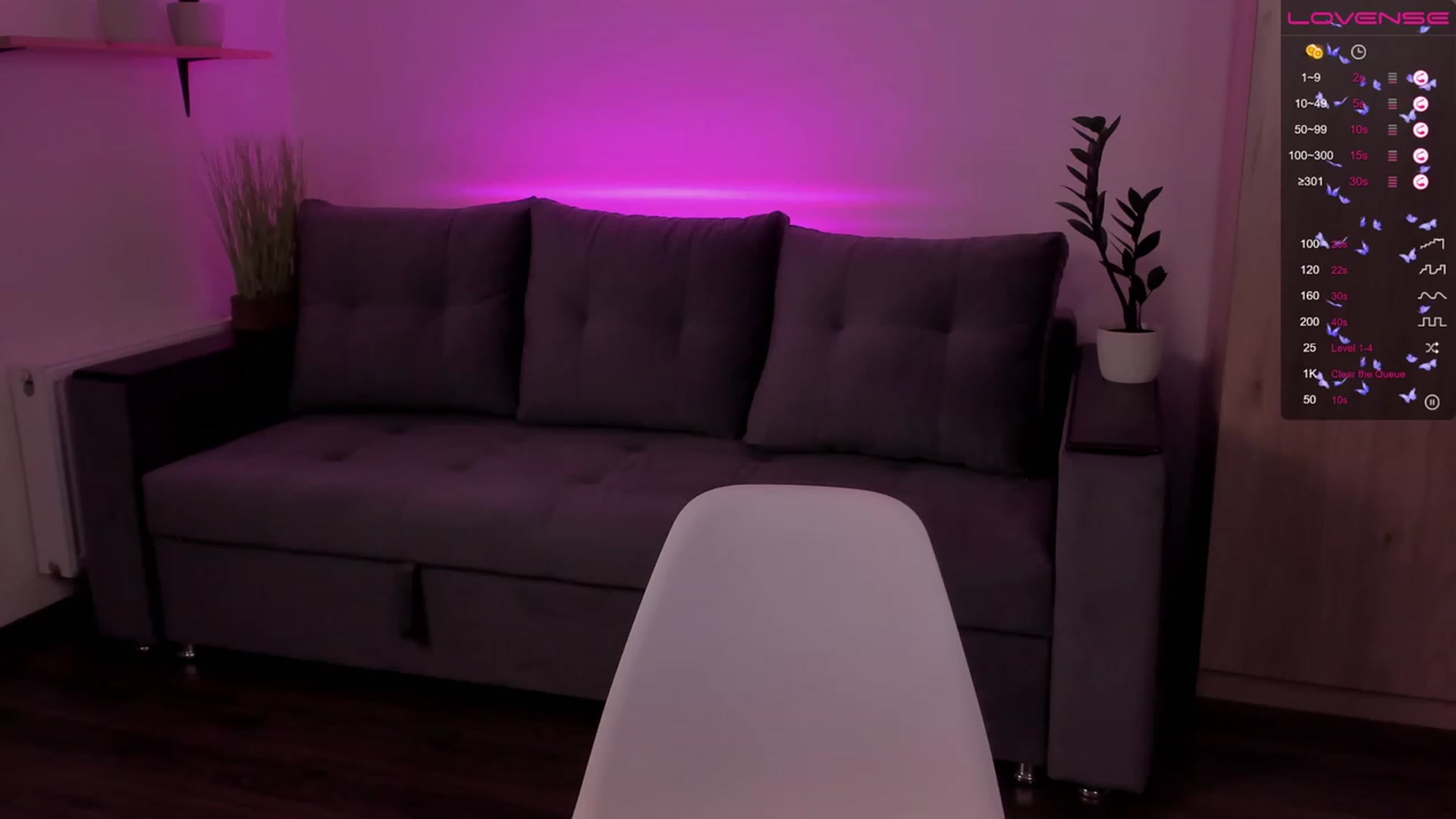 Gallery image thumbnail from CharliXSweet's myfreecams stream on, 11/26/2022, 19:32 image 6 of 20