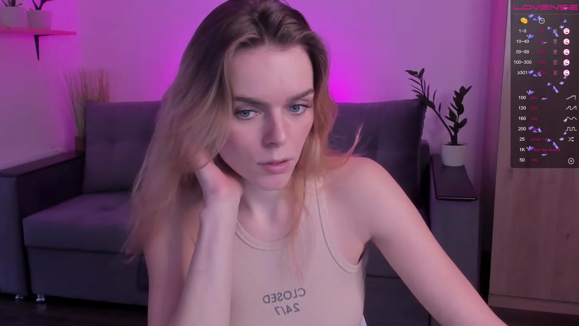 Gallery image thumbnail from CharliXSweet's myfreecams stream on, 02/12/2023, 14:17 image 14 of 20