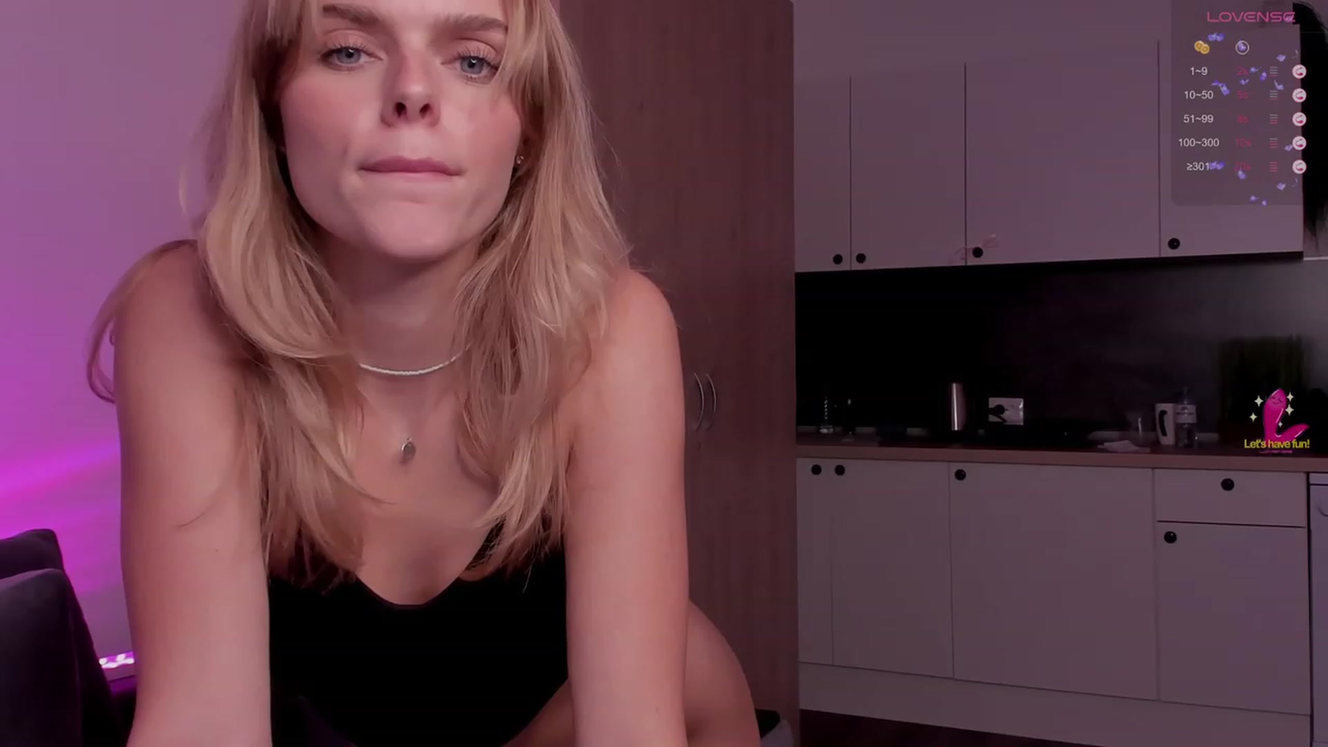 Gallery image thumbnail from CharliXSweet's myfreecams stream on, 09/16/2023, 17:29 image 1 of 20