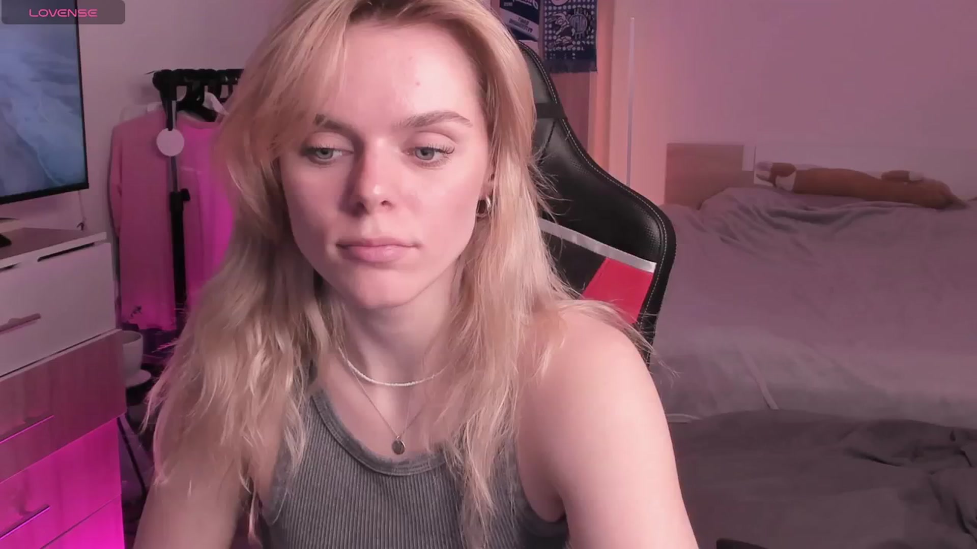 Gallery image thumbnail from CharliXSweet's myfreecams stream on, 03/21/2024, 13:14 image 20 of 20