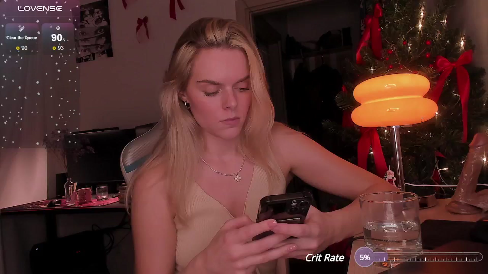 Gallery image thumbnail from CharliXSweet's myfreecams stream on, 12/26/2024, 14:41 image 17 of 20