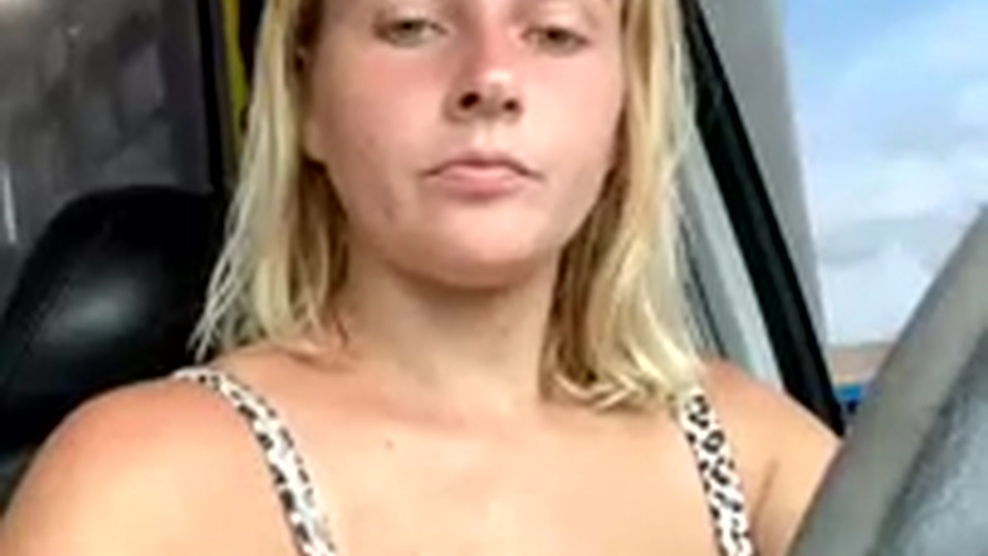 Gallery image thumbnail from Charlie6969_'s myfreecams stream on, 04/08/2023, 16:23 image 15 of 20