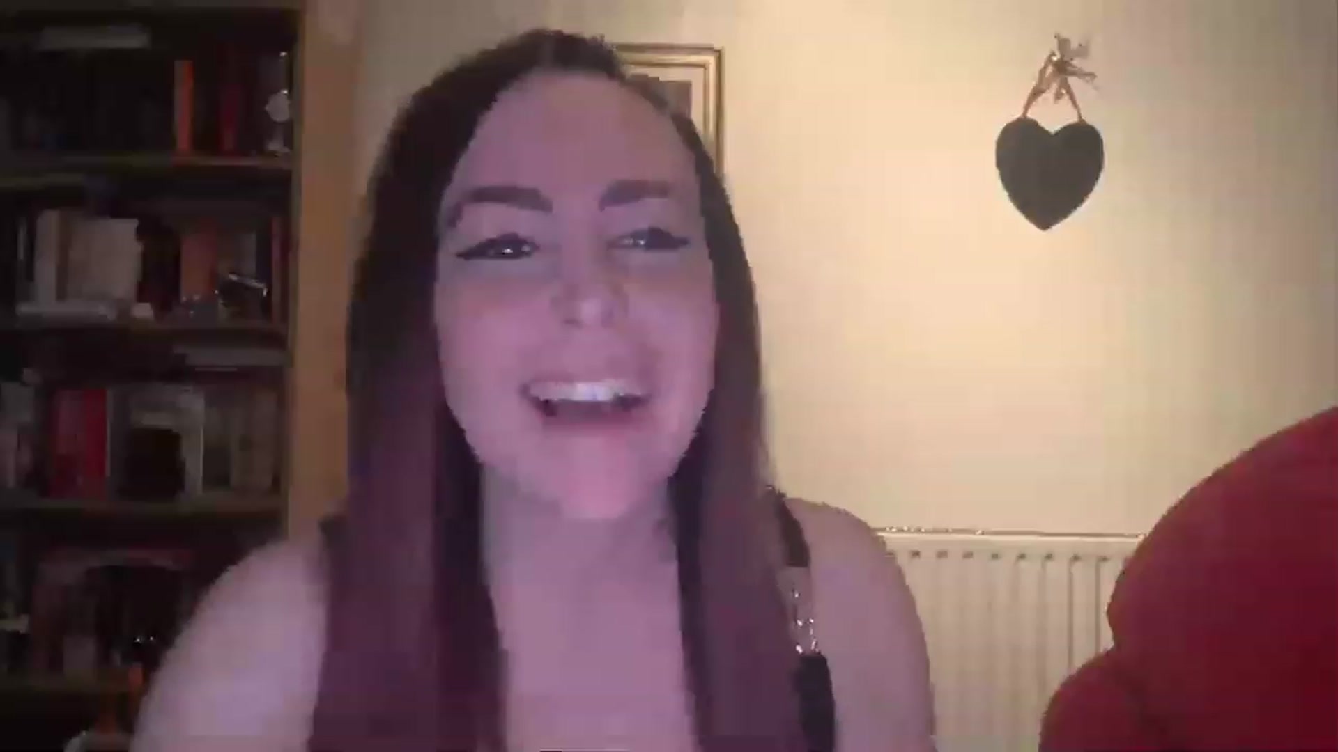 Gallery image thumbnail from CharlieAnne's myfreecams stream on, 03/29/2023, 19:40 image 12 of 20