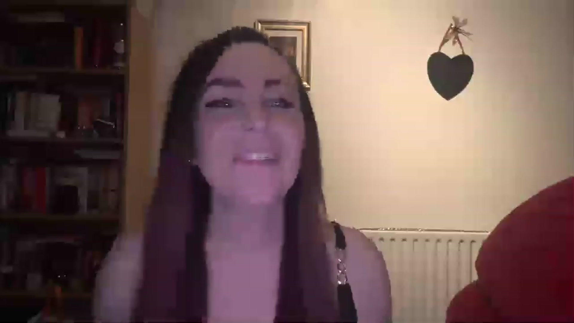 Gallery image thumbnail from CharlieAnne's myfreecams stream on, 03/29/2023, 19:40 image 18 of 20