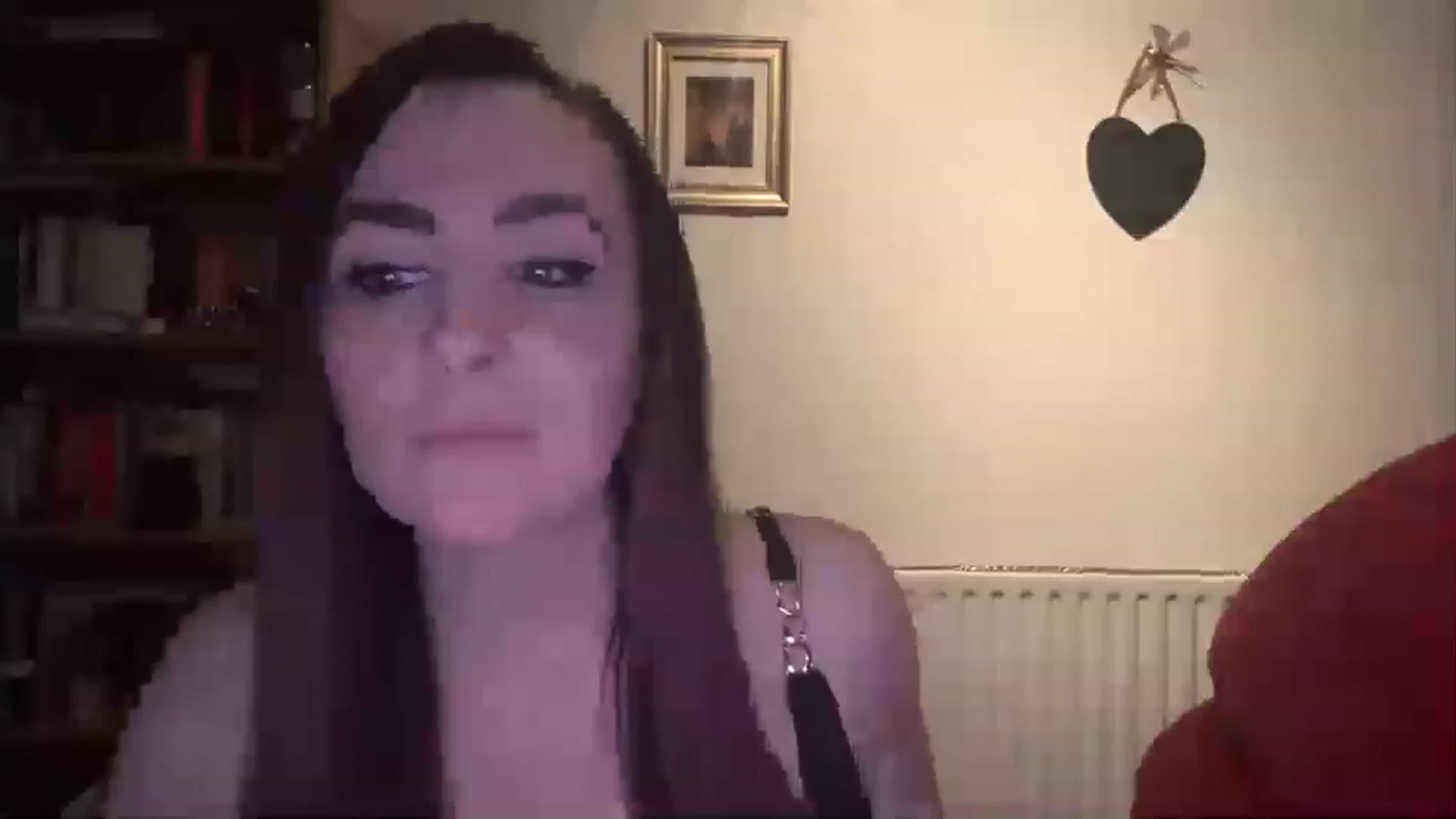 Gallery image thumbnail from CharlieAnne's myfreecams stream on, 03/29/2023, 20:21 image 18 of 20