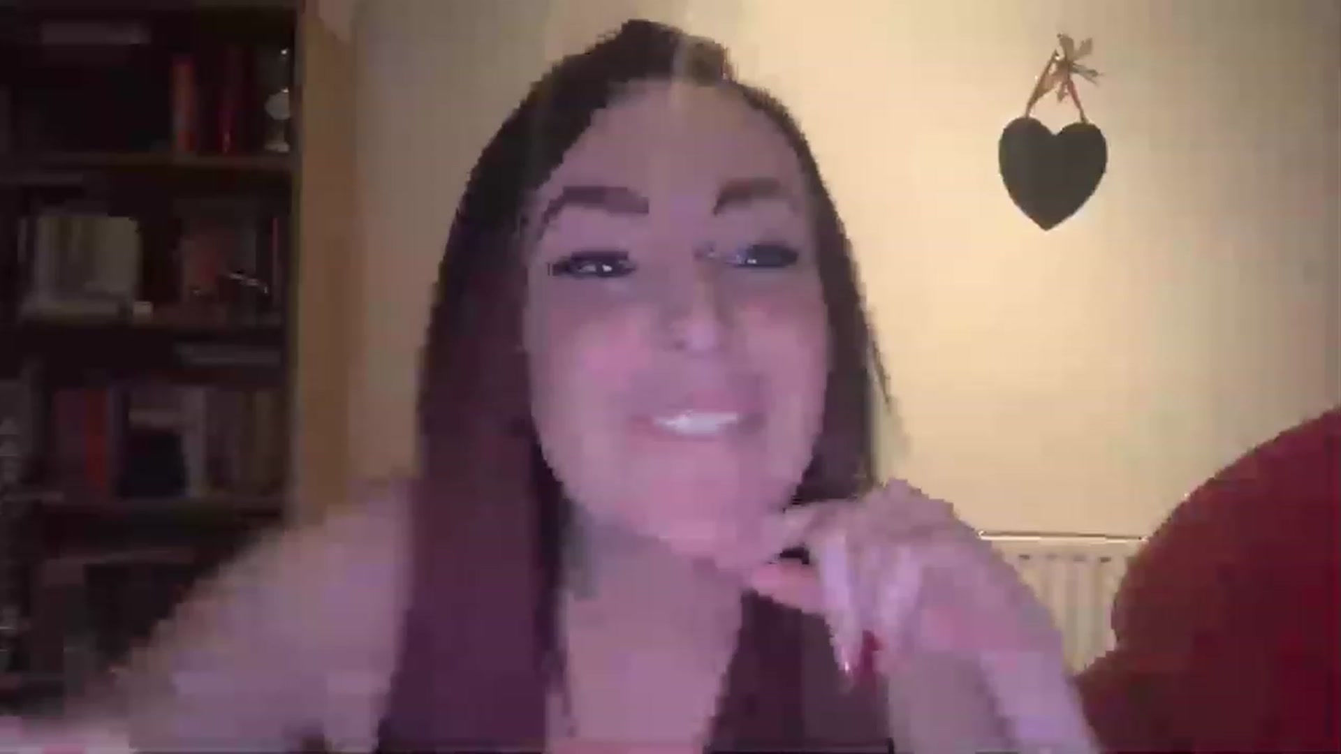 Gallery image thumbnail from CharlieAnne's myfreecams stream on, 03/29/2023, 20:21 image 5 of 20