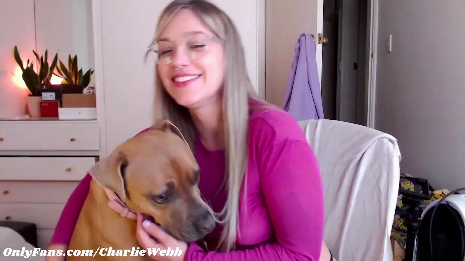Gallery image thumbnail from CharlieWebb's myfreecams stream on, 03/01/2023, 10:20 image 10 of 20