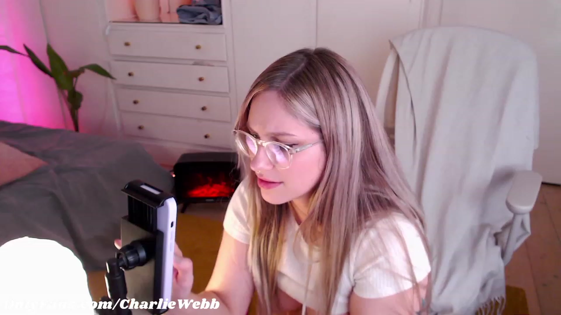 Gallery image thumbnail from CharlieWebb's myfreecams stream on, 06/01/2023, 09:56 image 14 of 20