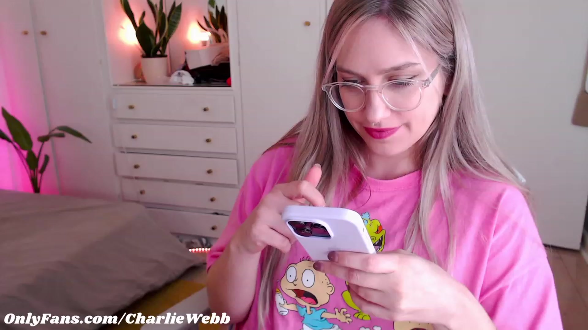 Gallery image thumbnail from CharlieWebb's myfreecams stream on, 06/28/2023, 10:13 image 3 of 20