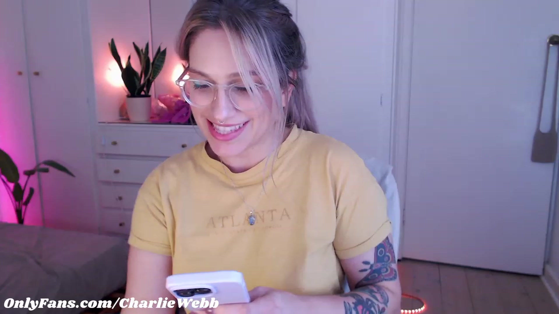 Gallery image thumbnail from CharlieWebb's myfreecams stream on, 07/05/2023, 08:58 image 11 of 20