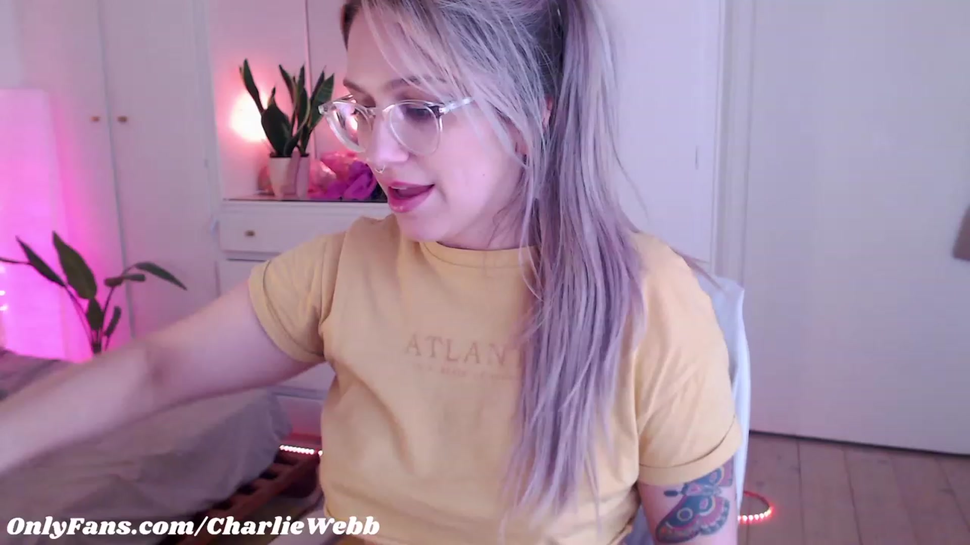 Gallery image thumbnail from CharlieWebb's myfreecams stream on, 07/05/2023, 10:29 image 2 of 20