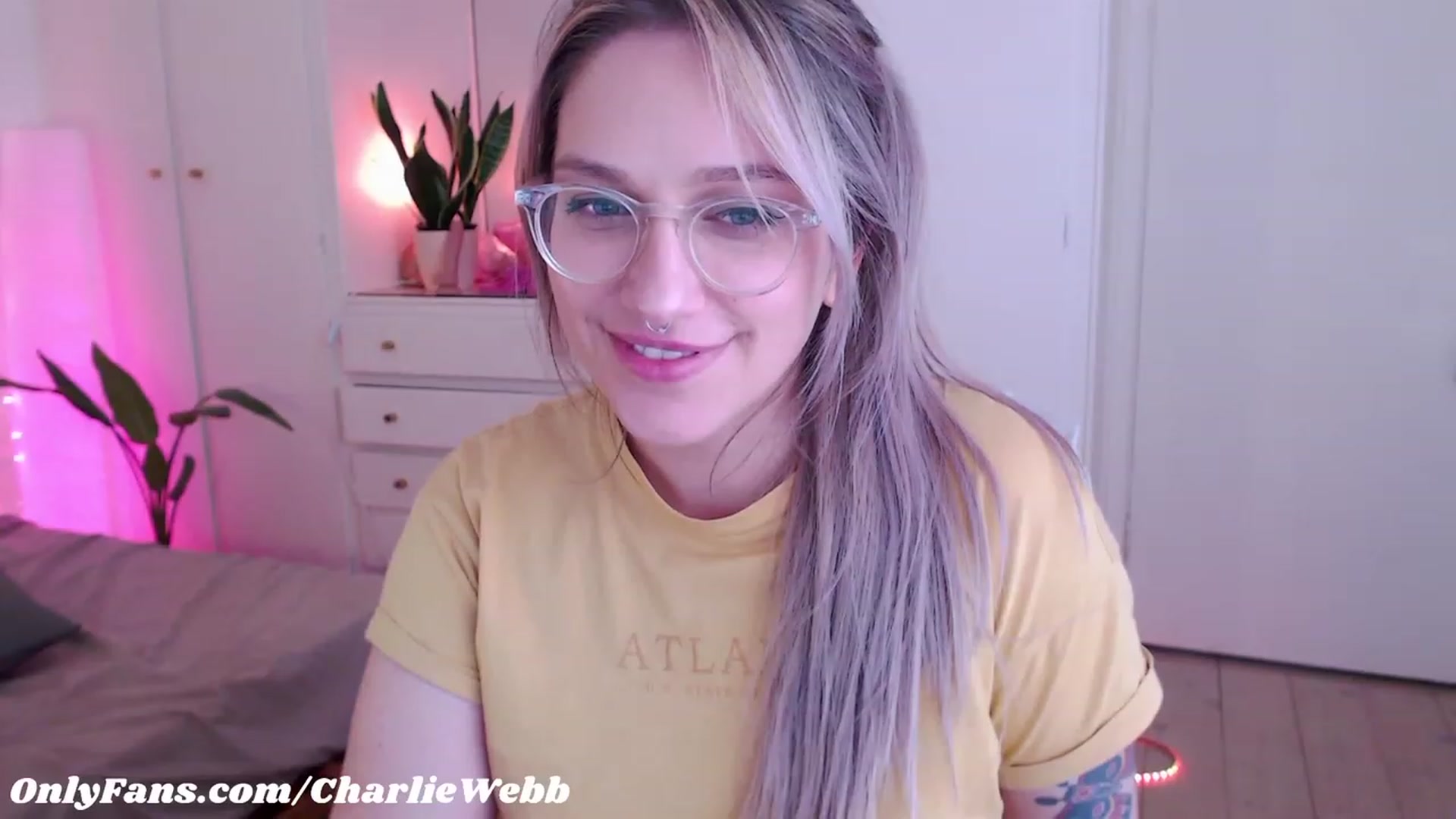 Gallery image thumbnail from CharlieWebb's myfreecams stream on, 07/05/2023, 10:29 image 12 of 20