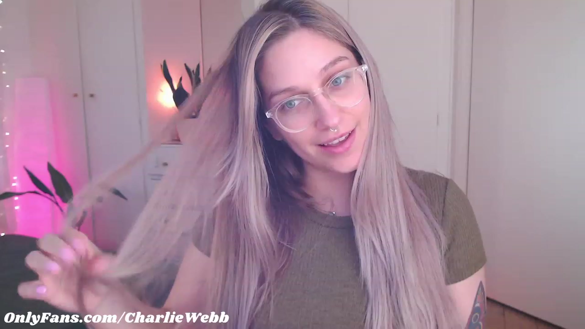 Gallery image thumbnail from CharlieWebb's myfreecams stream on, 07/13/2023, 10:05 image 4 of 20