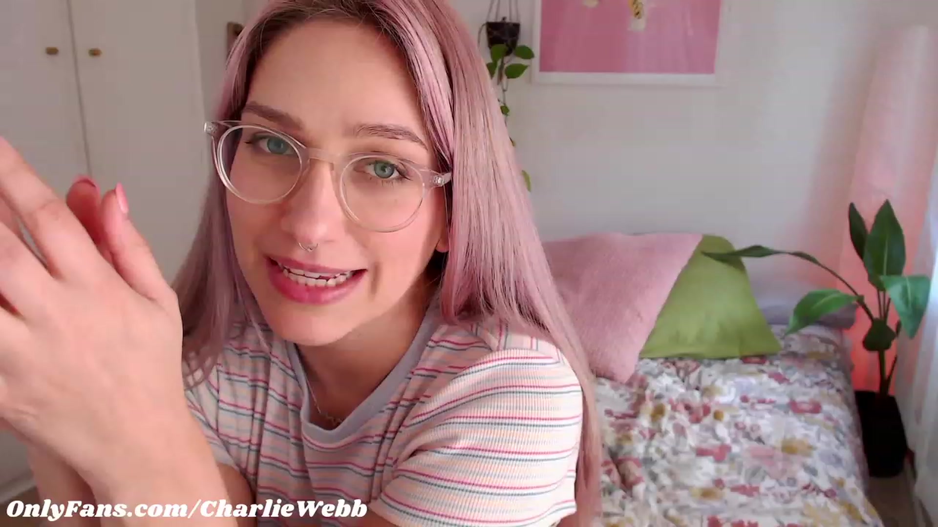 Gallery image thumbnail from CharlieWebb's myfreecams stream on, 08/24/2023, 07:01 image 15 of 20