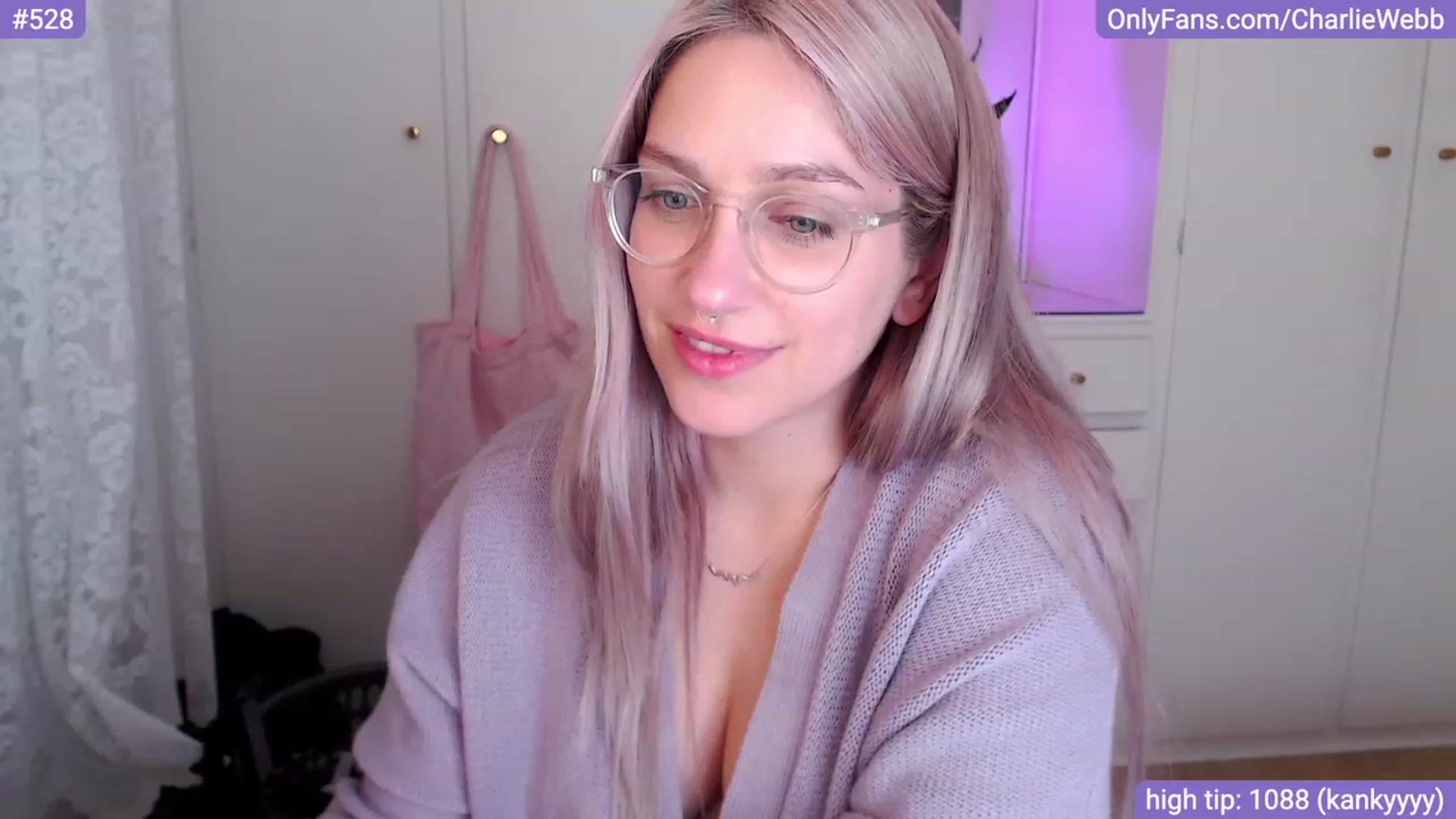 Gallery image thumbnail from CharlieWebb's myfreecams stream on, 09/28/2023, 12:01 image 9 of 20
