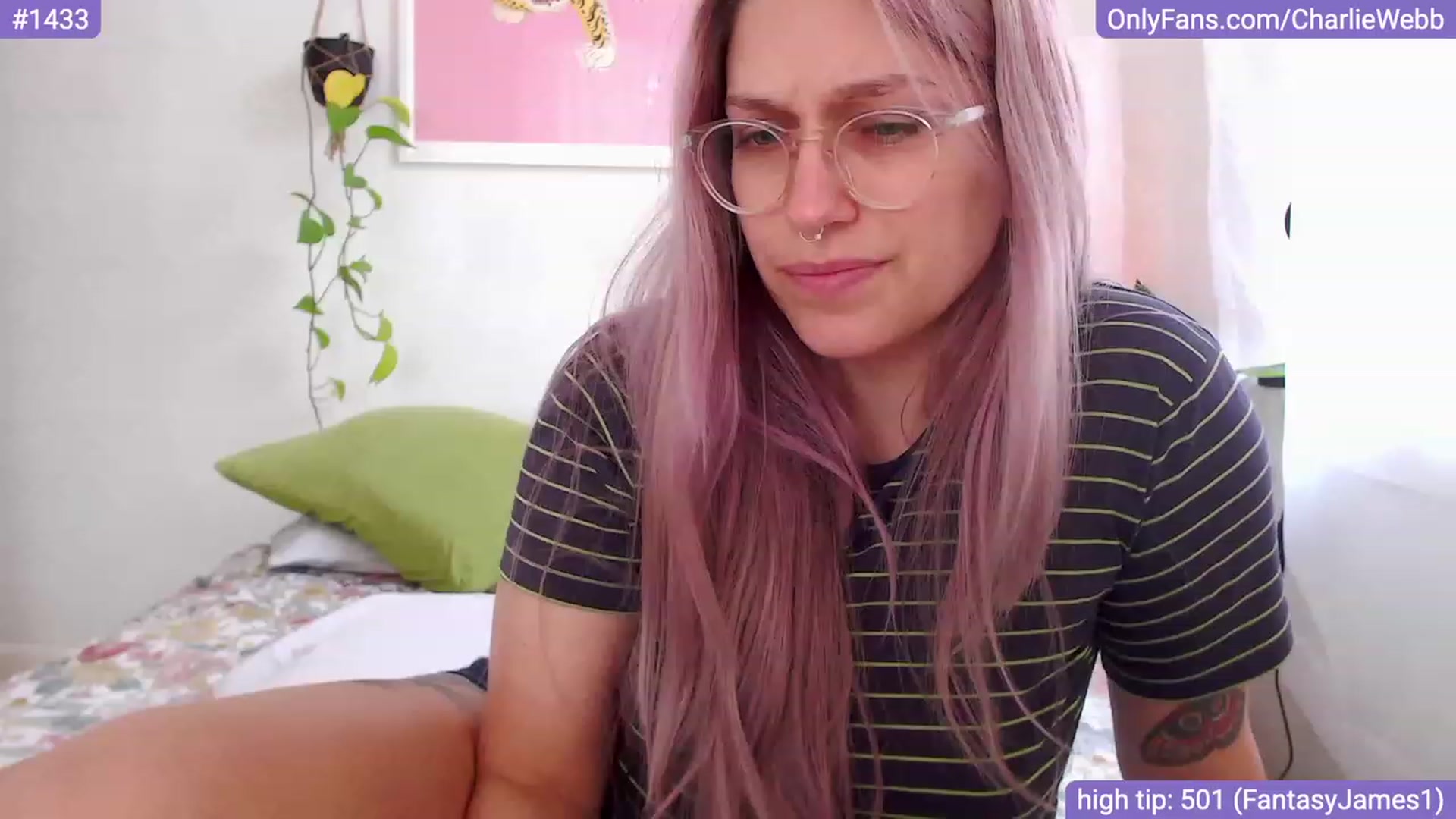 Gallery image thumbnail from CharlieWebb's myfreecams stream on, 10/02/2023, 01:51 image 19 of 20