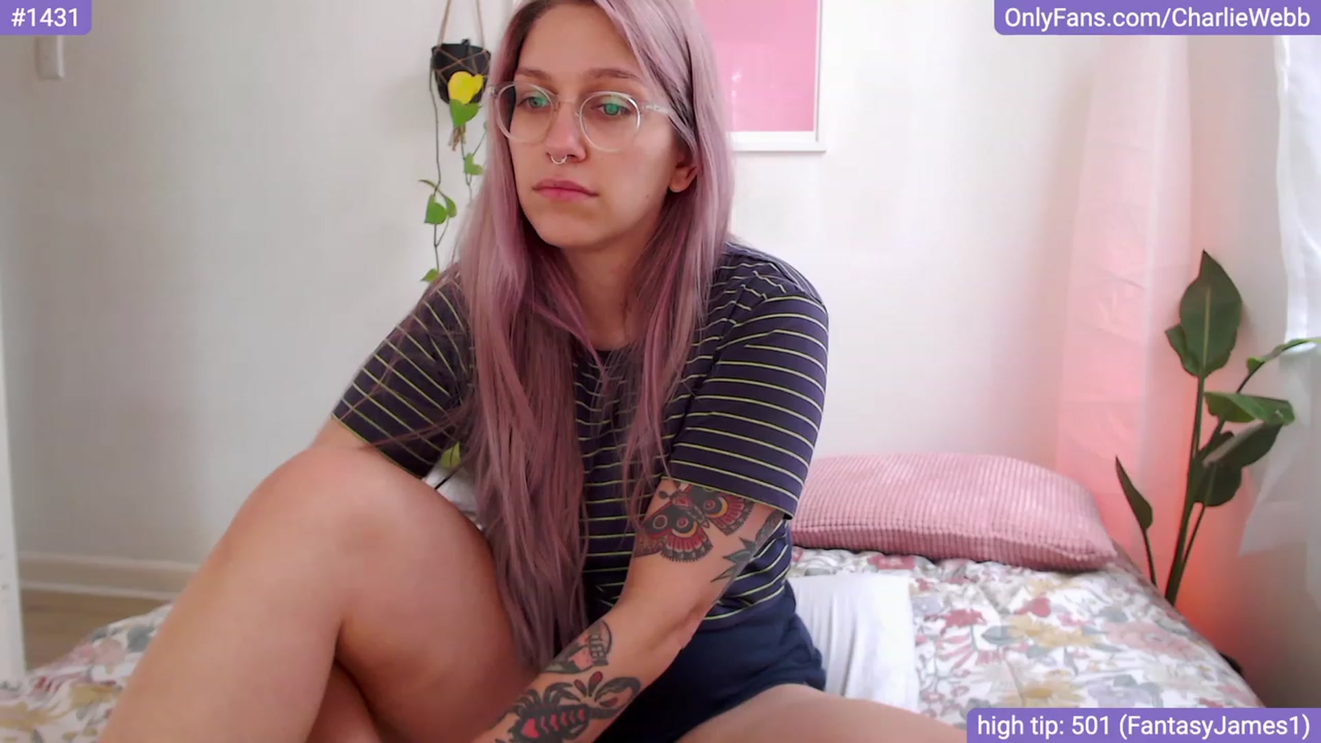 Gallery image thumbnail from CharlieWebb's myfreecams stream on, 10/02/2023, 01:51 image 18 of 20