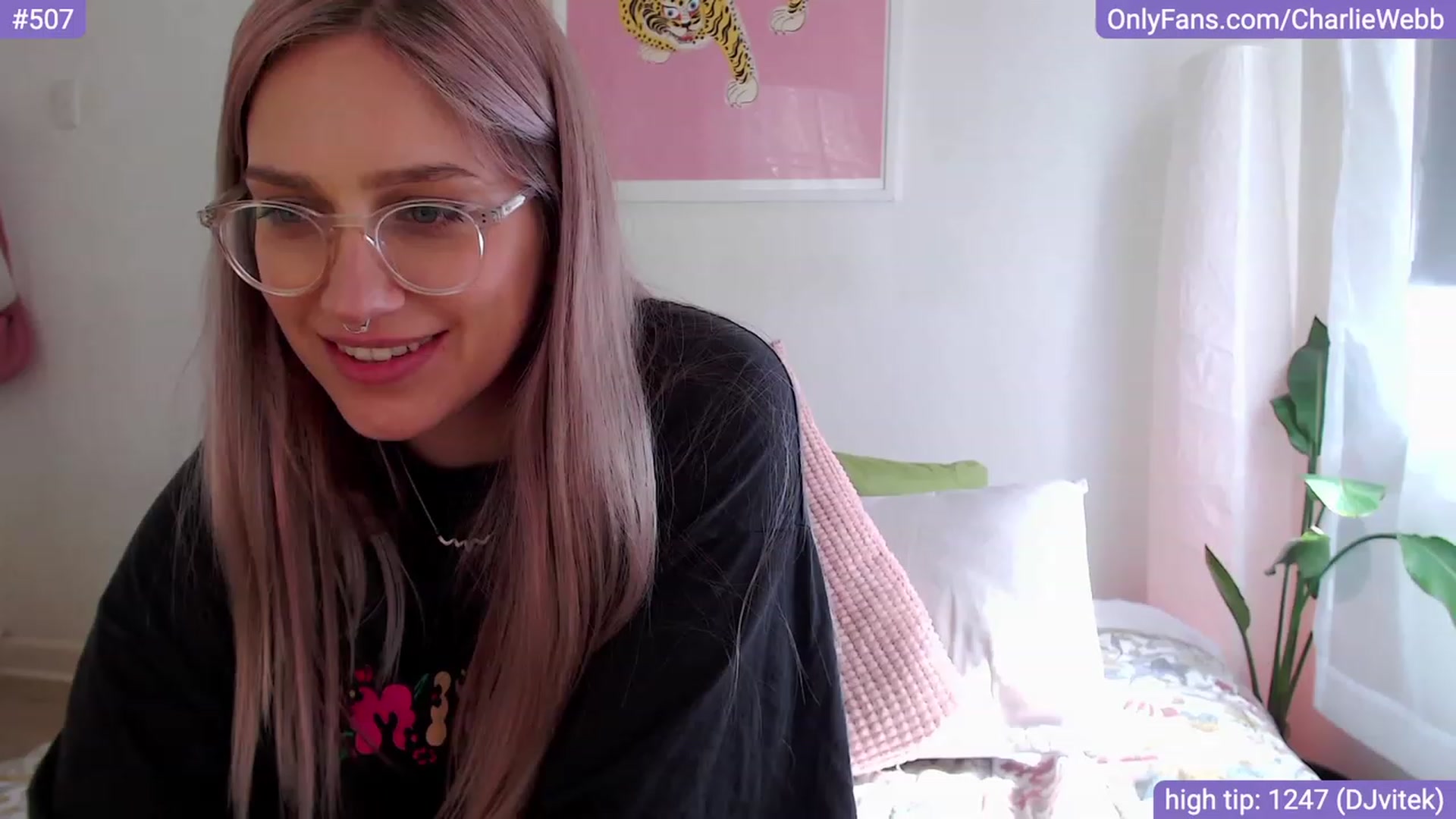 Gallery image thumbnail from CharlieWebb's myfreecams stream on, 10/16/2023, 05:43 image 17 of 20