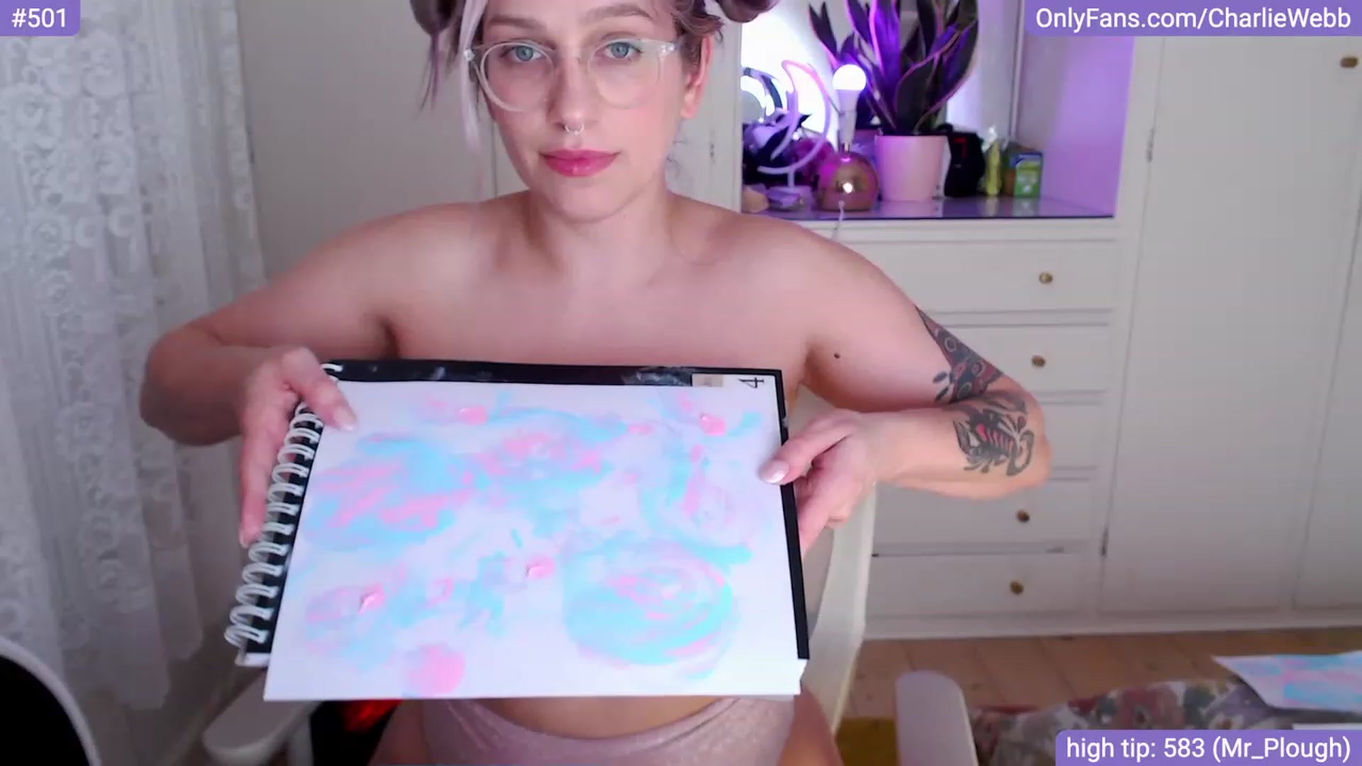 Gallery image thumbnail from CharlieWebb's myfreecams stream on, 10/17/2023, 13:07 image 17 of 20