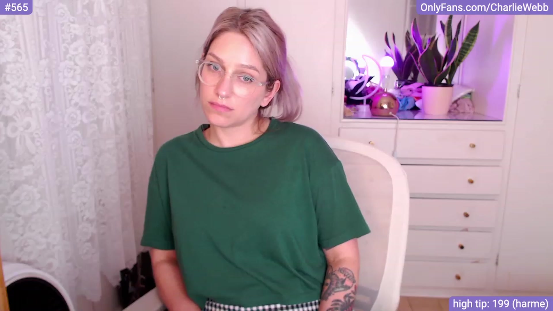 Gallery image thumbnail from CharlieWebb's myfreecams stream on, 10/19/2023, 12:02 image 10 of 20