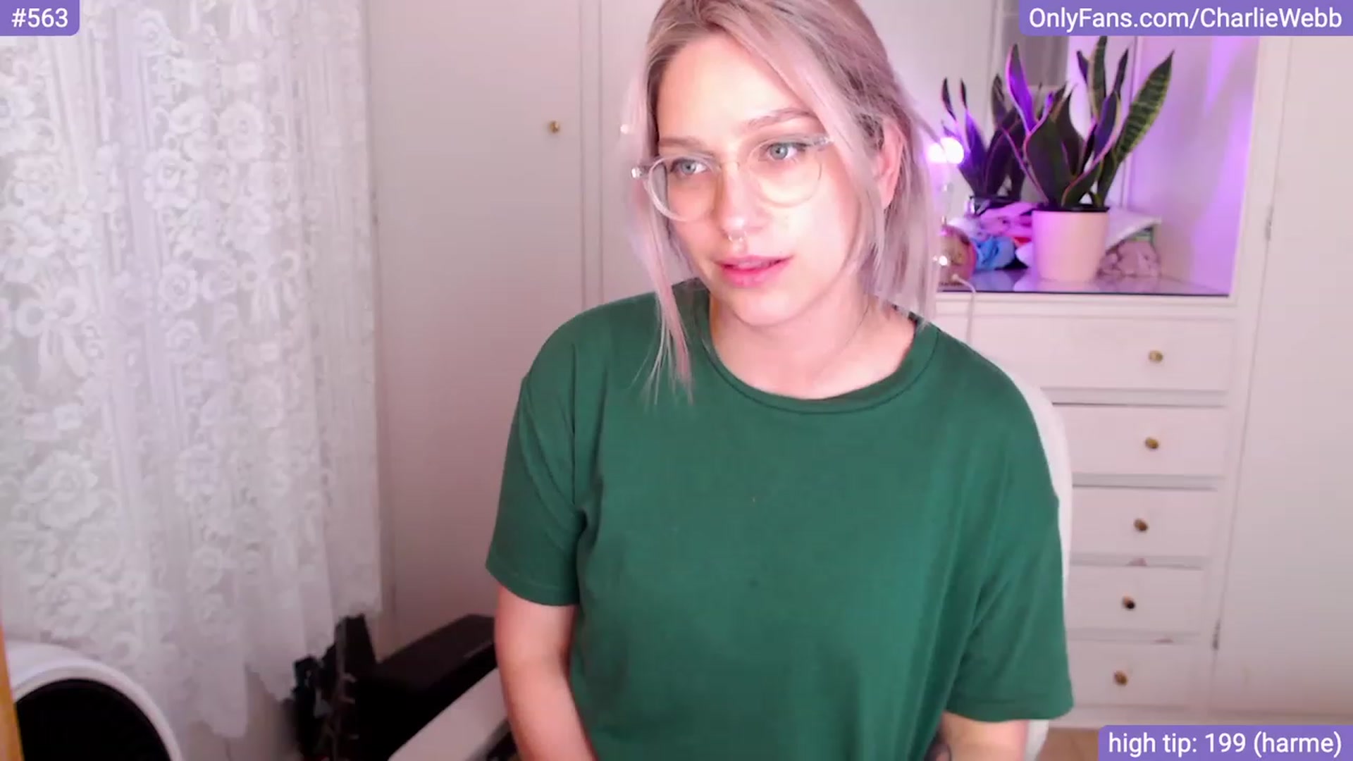 Gallery image thumbnail from CharlieWebb's myfreecams stream on, 10/19/2023, 12:02 image 13 of 20