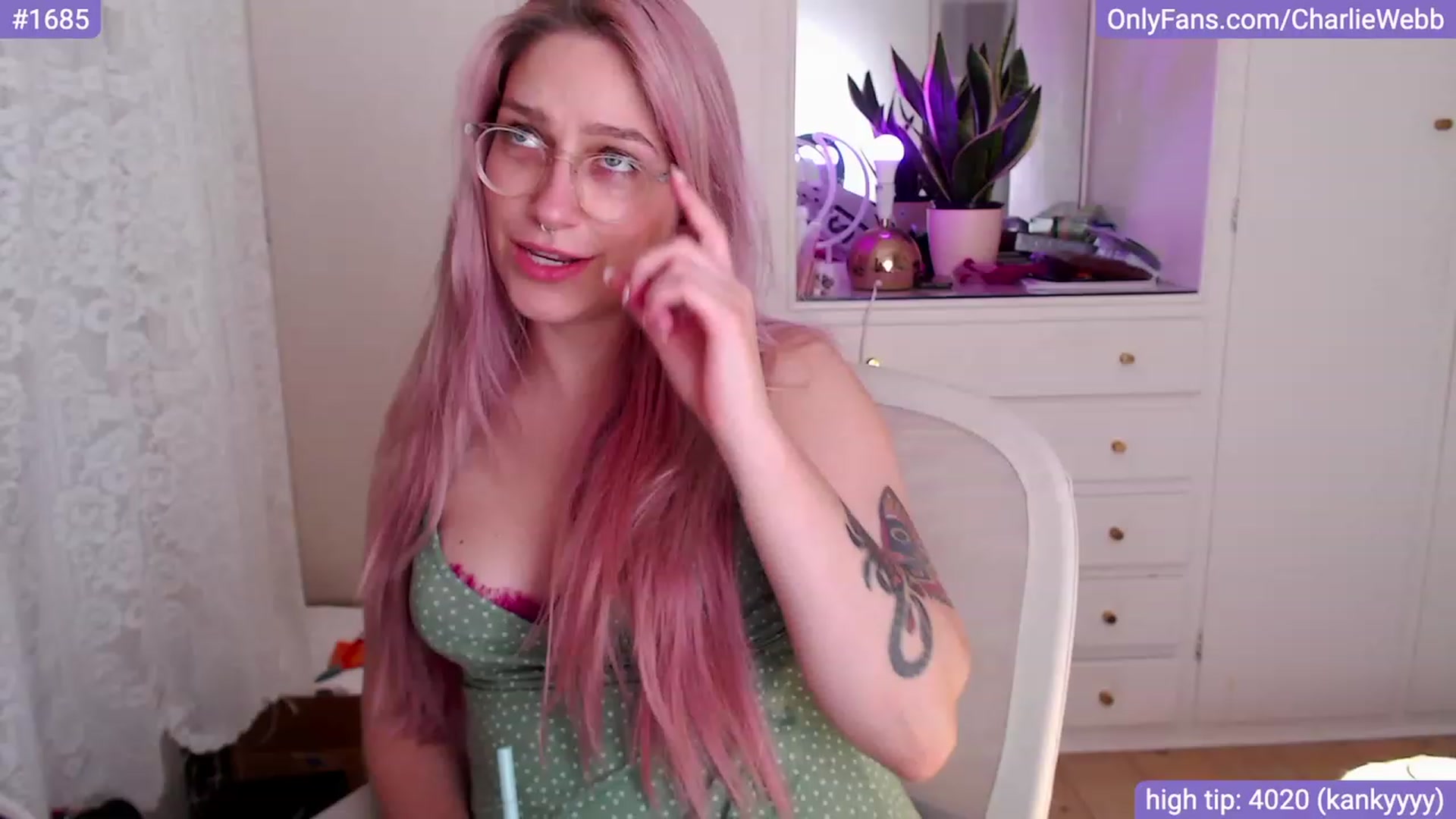 Gallery image thumbnail from CharlieWebb's myfreecams stream on, 11/07/2023, 11:09 image 13 of 20