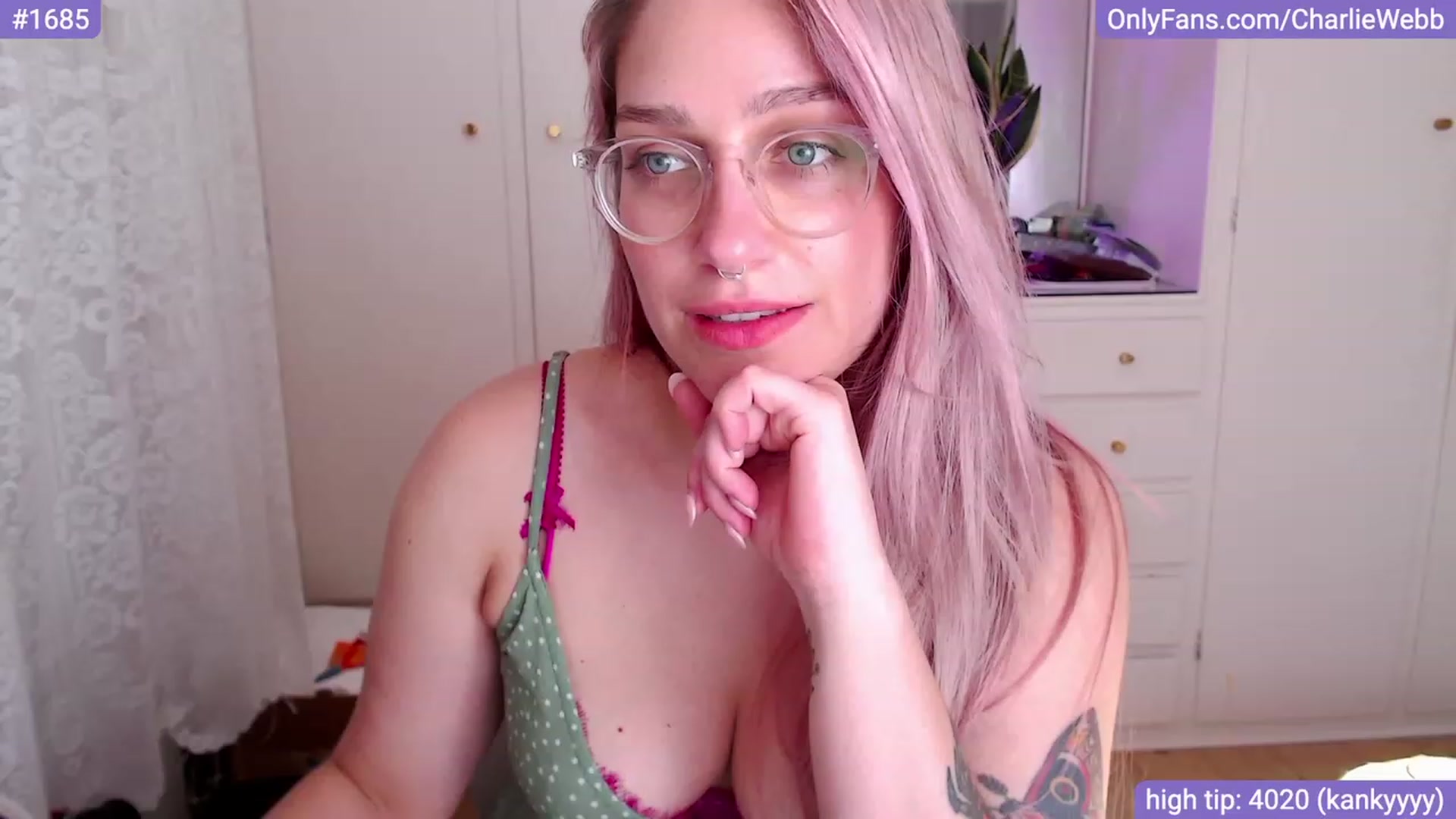 Gallery image thumbnail from CharlieWebb's myfreecams stream on, 11/07/2023, 11:09 image 12 of 20