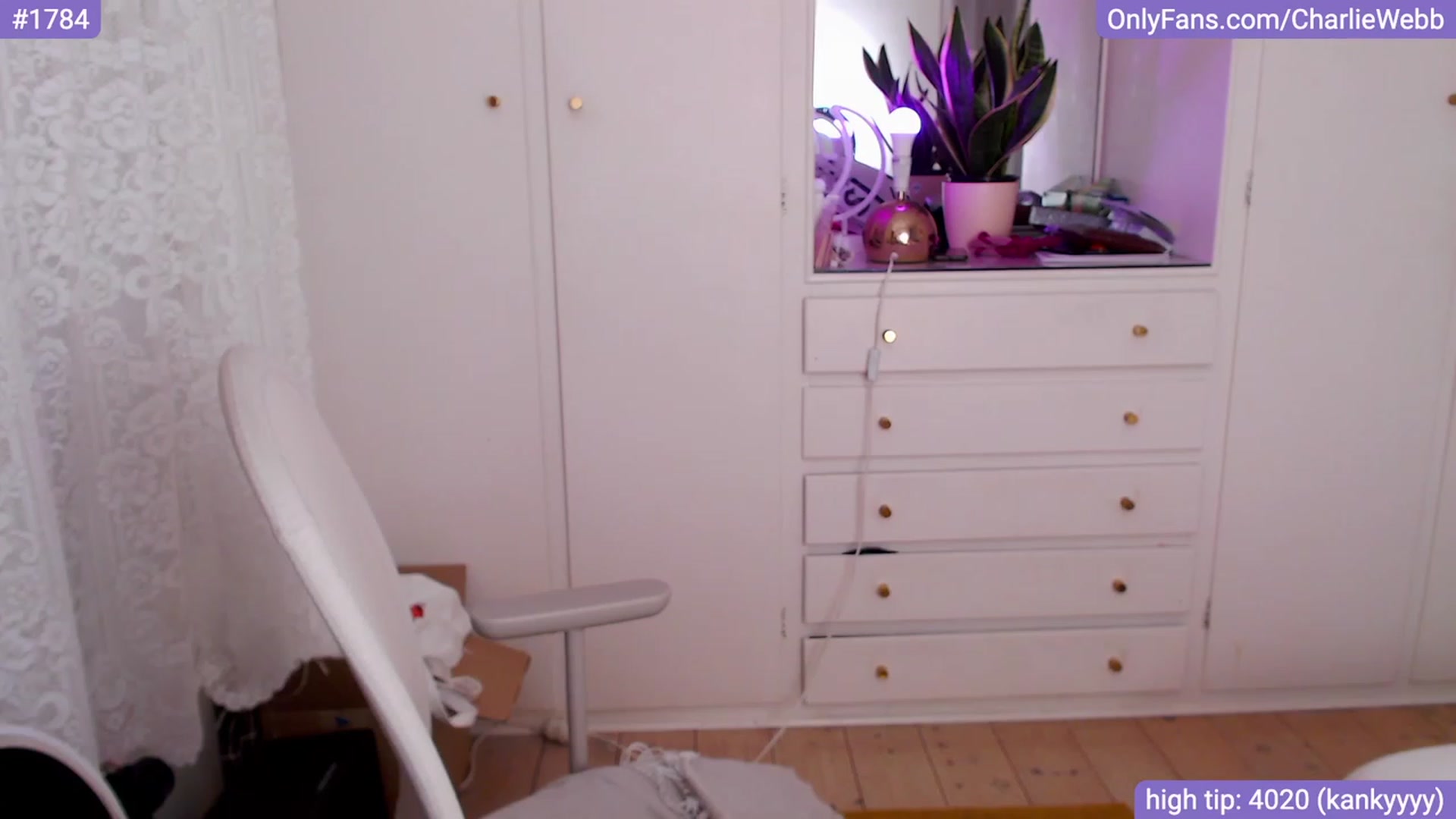 Gallery image thumbnail from CharlieWebb's myfreecams stream on, 11/07/2023, 11:09 image 6 of 20